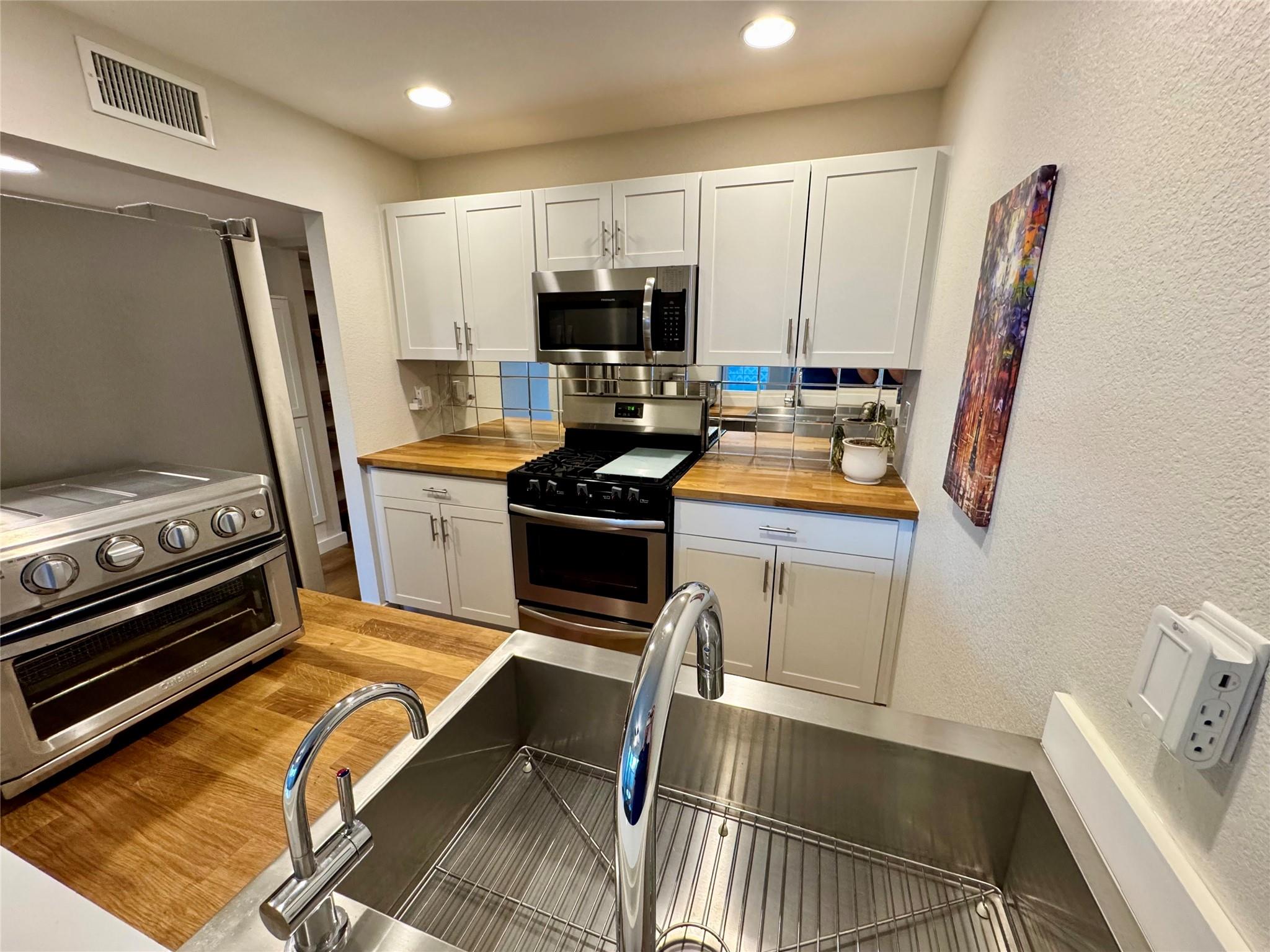 7920 Rockwood Ln # 138, Austin, TX 78757