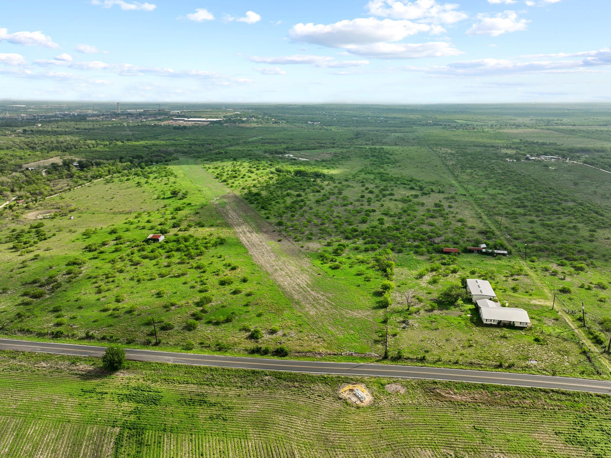 14104 Hokanson Rd, Del Valle, TX 78617