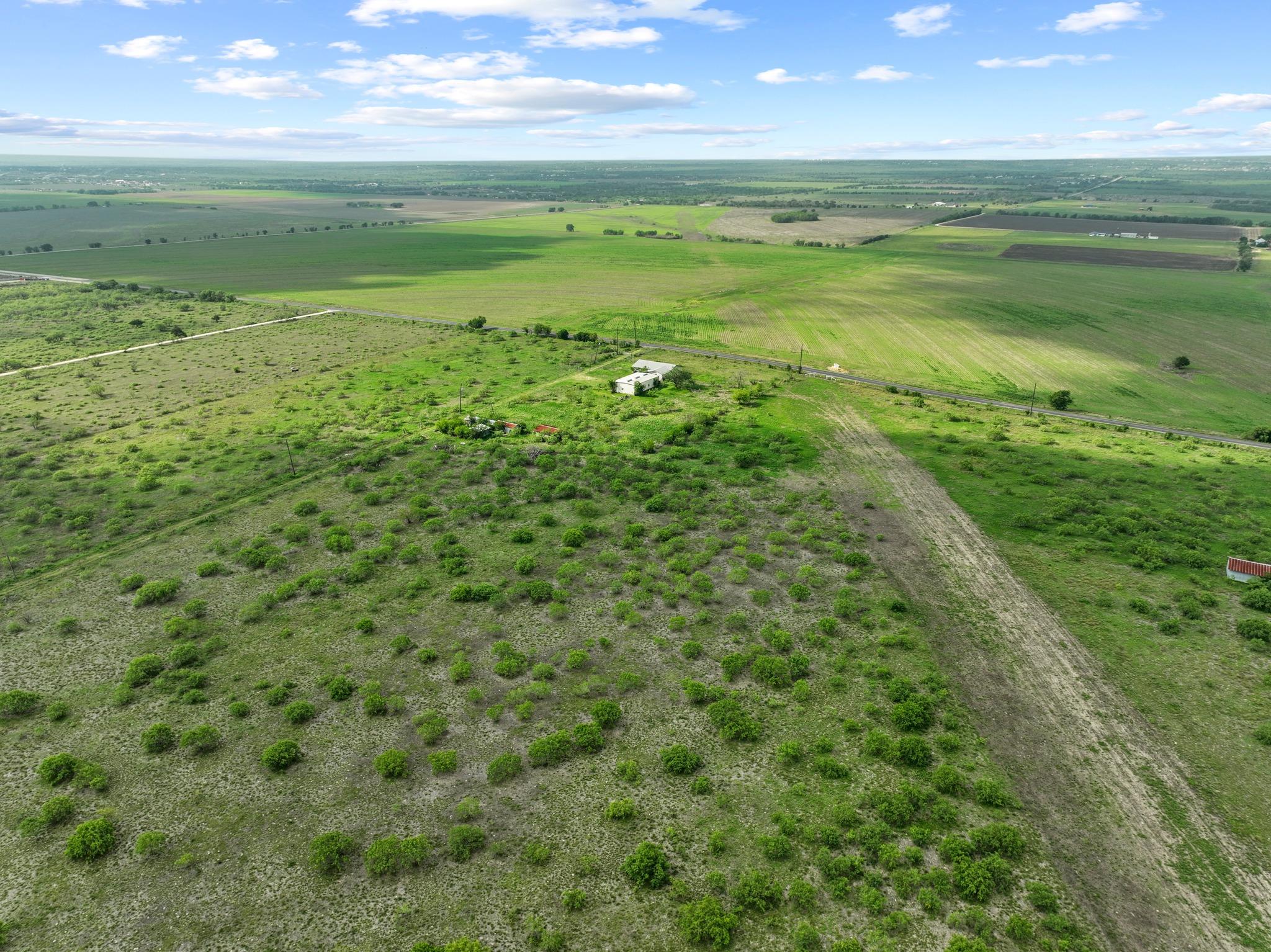 14104 Hokanson Rd, Del Valle, TX 78617