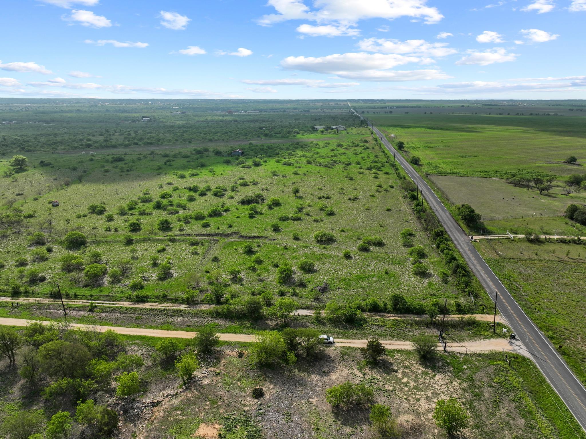 14104 Hokanson Rd, Del Valle, TX 78617