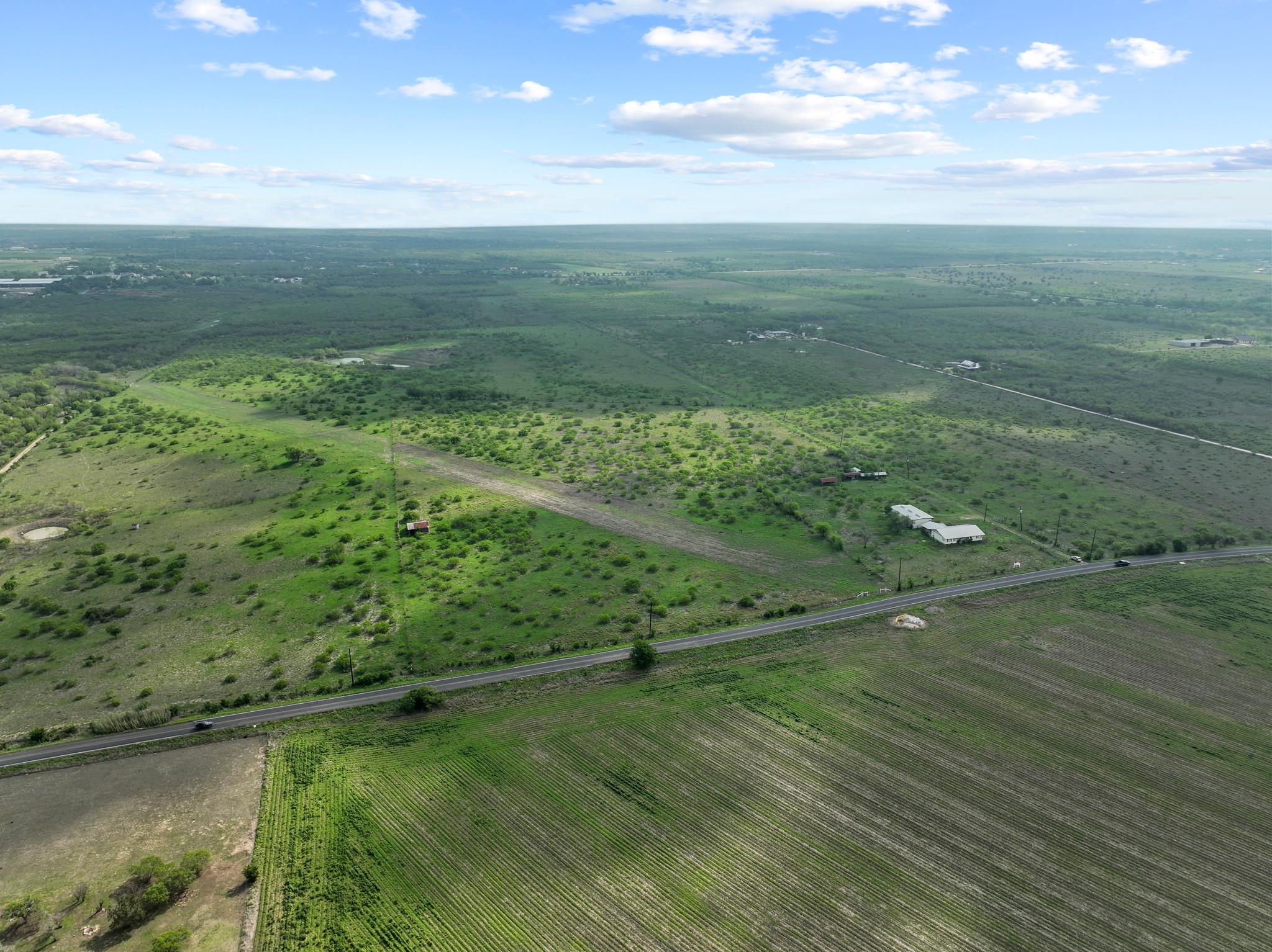 14104 Hokanson Rd, Del Valle, TX 78617