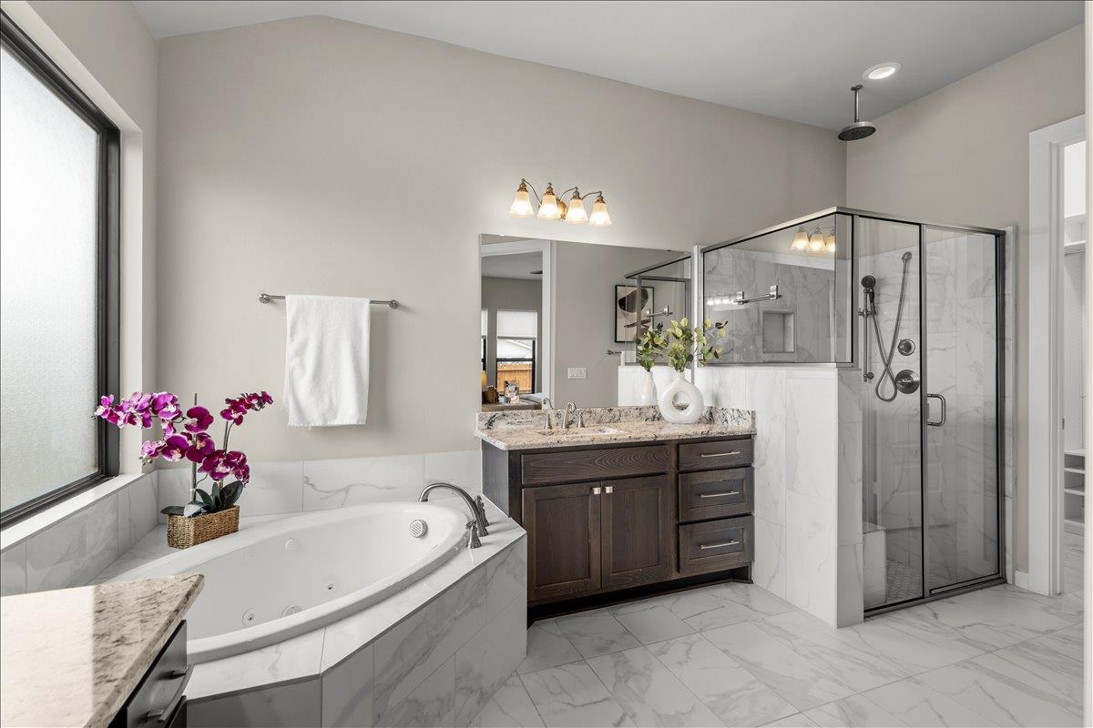 8212 Gilwice Ln, Austin, TX 78744