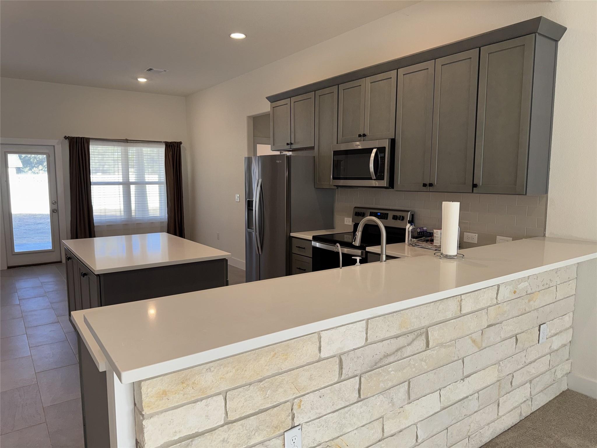 449 Dove Trl, Bertram, TX 78605