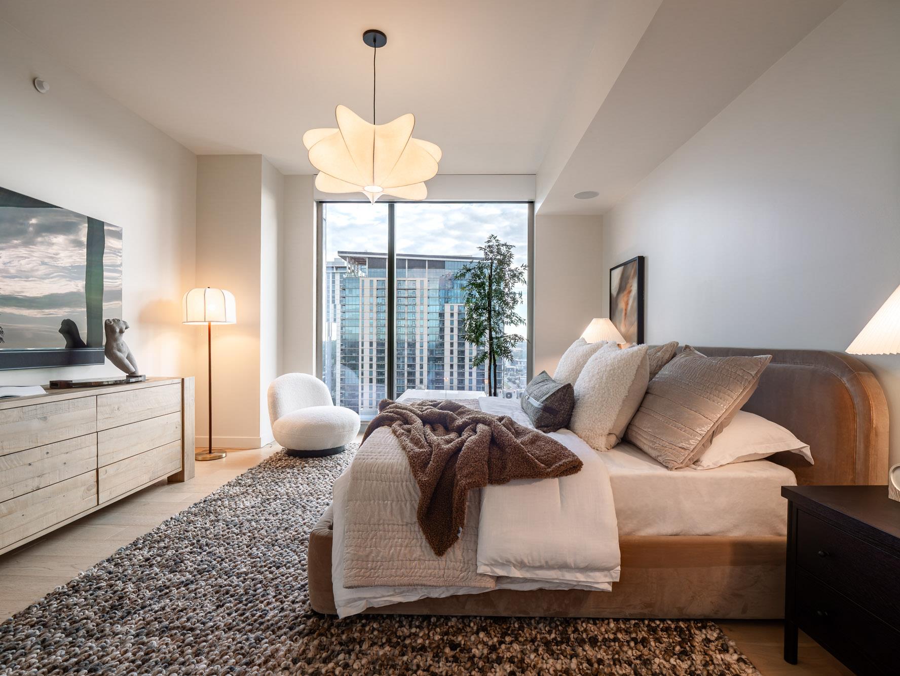 44 East Ave # 3303, Austin, TX 78701