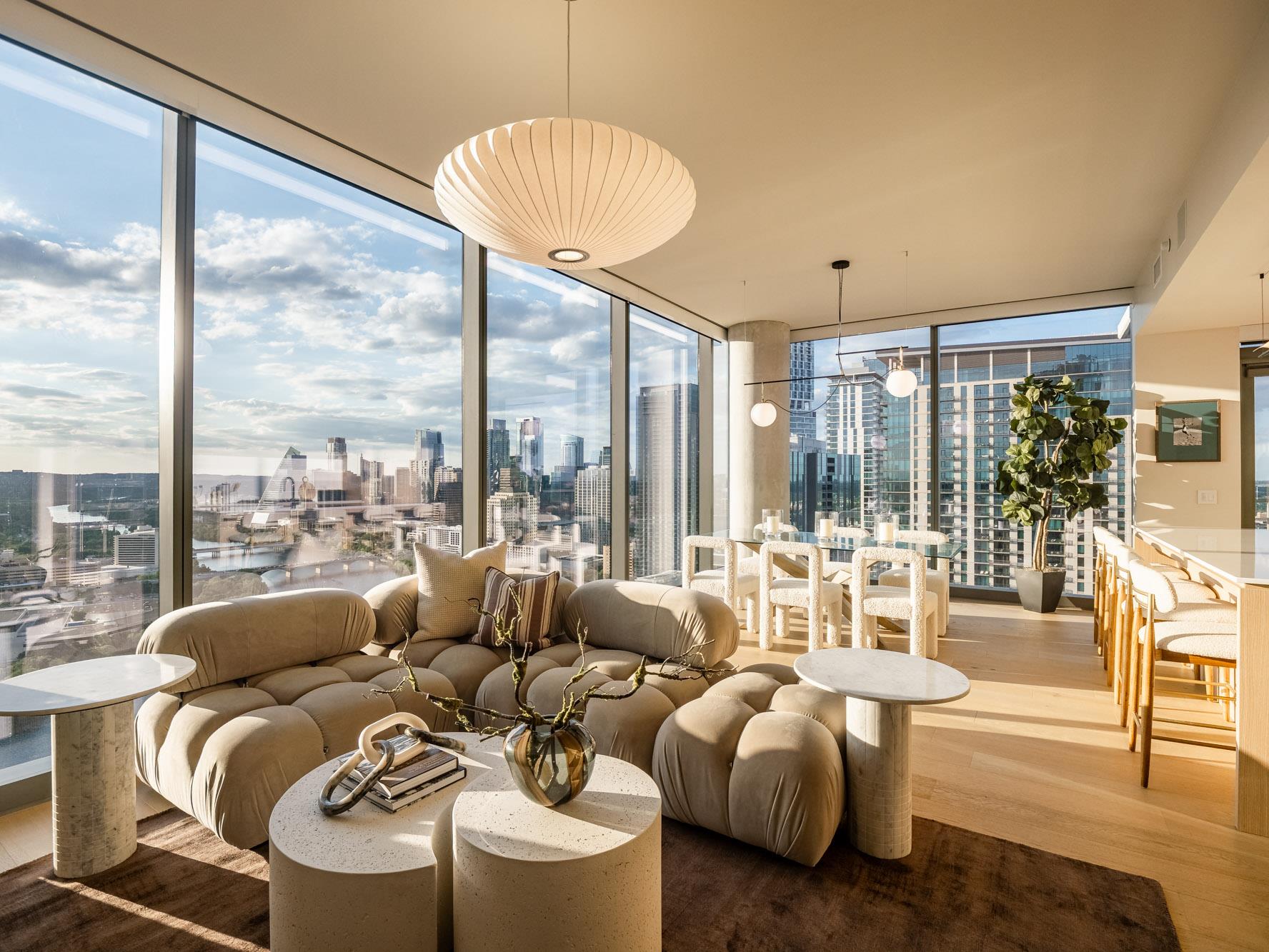 44 East Ave # 3303, Austin, TX 78701