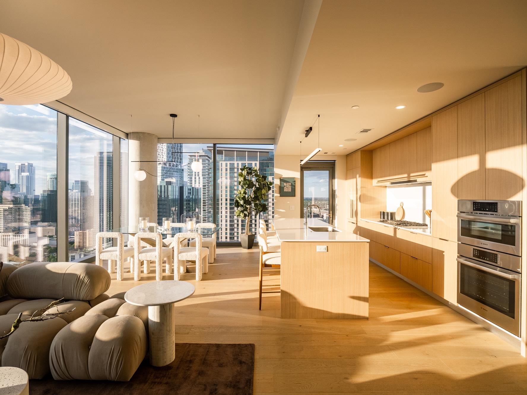 44 East Ave # 3303, Austin, TX 78701