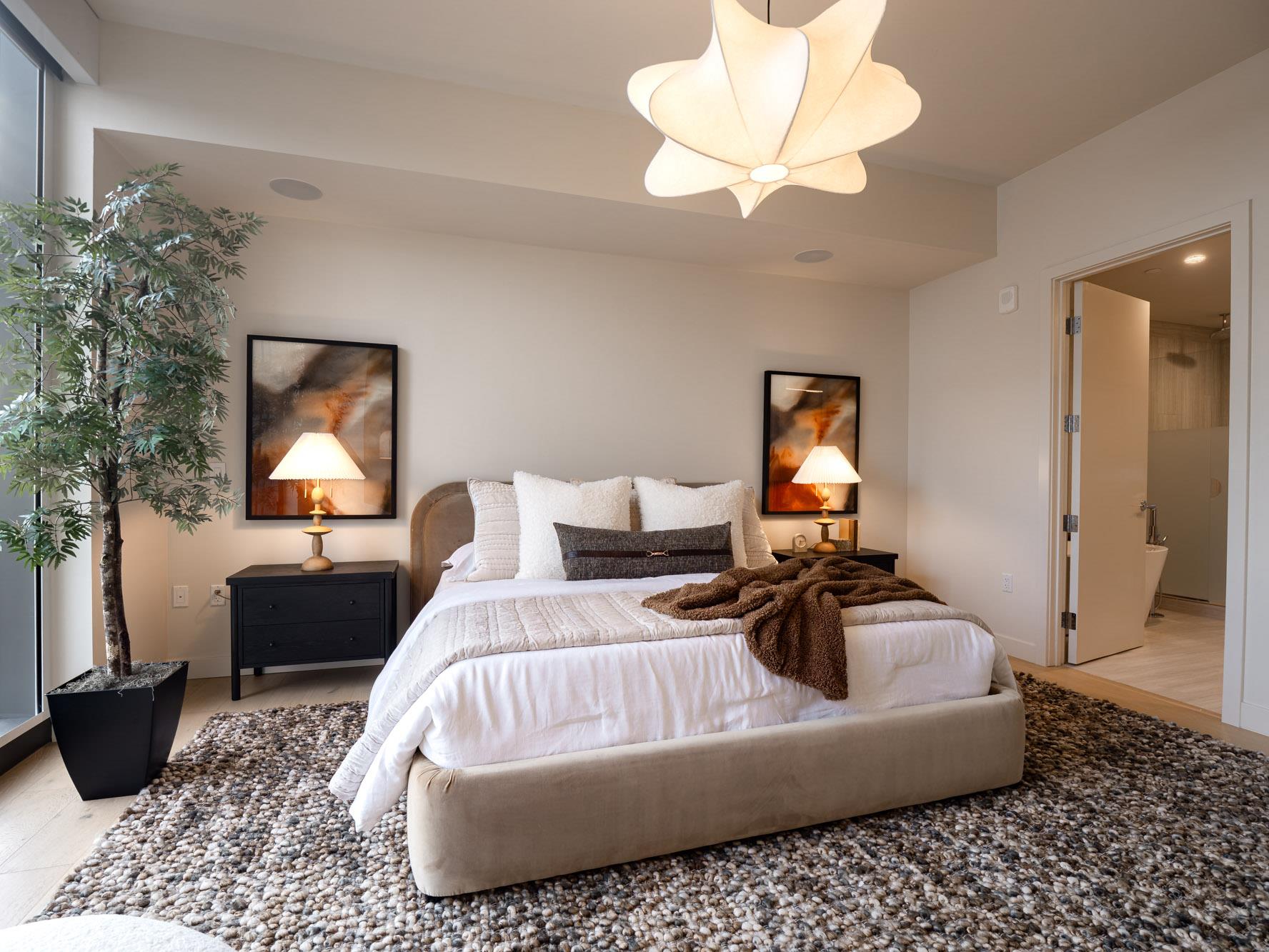 44 East Ave # 3303, Austin, TX 78701