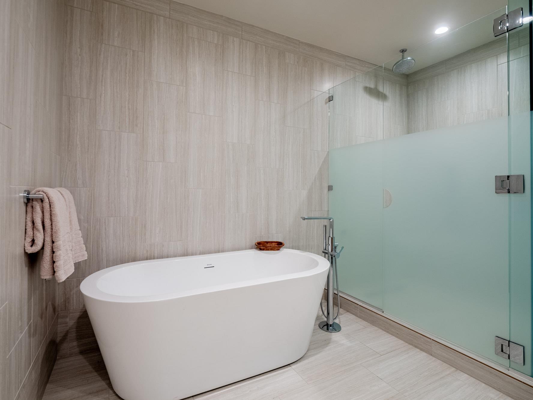 44 East Ave # 3303, Austin, TX 78701