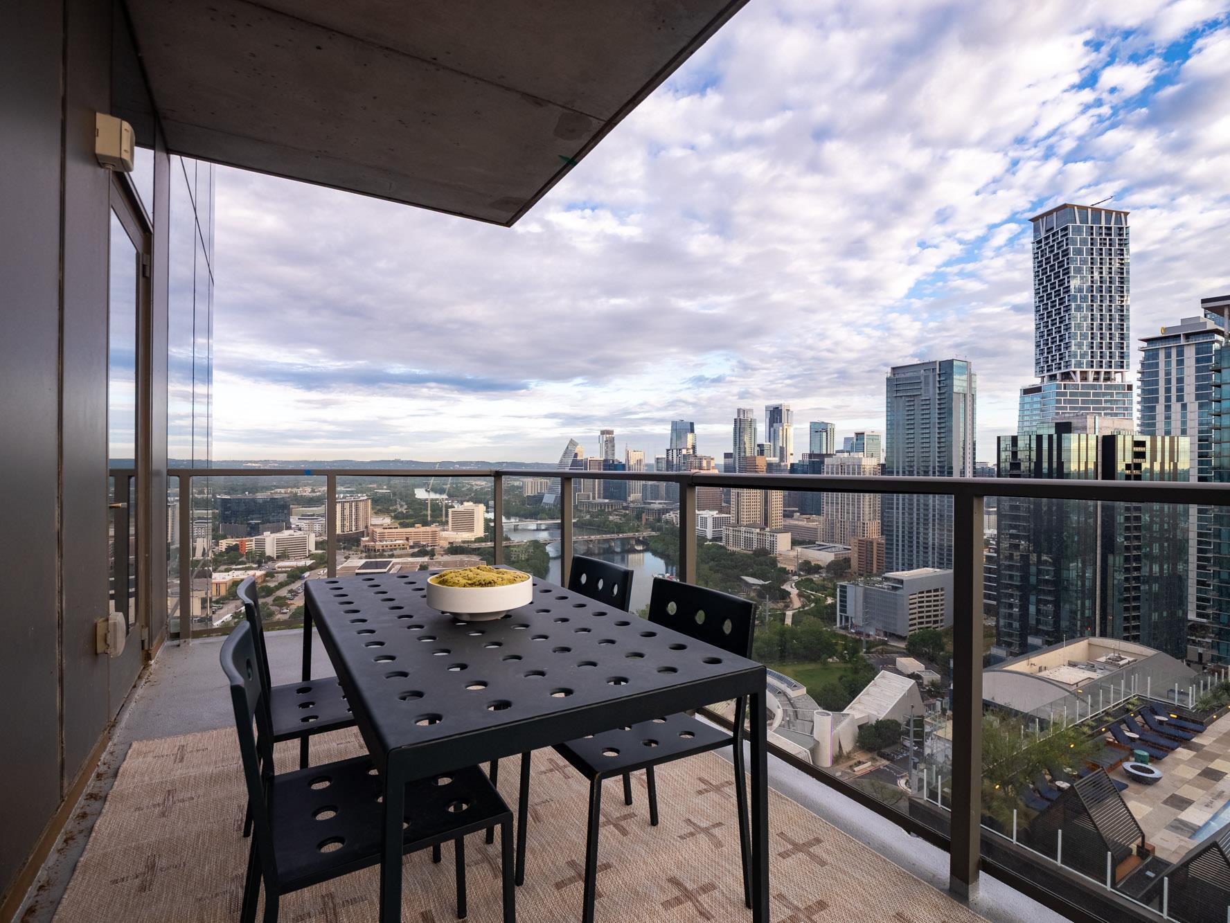 44 East Ave # 3303, Austin, TX 78701