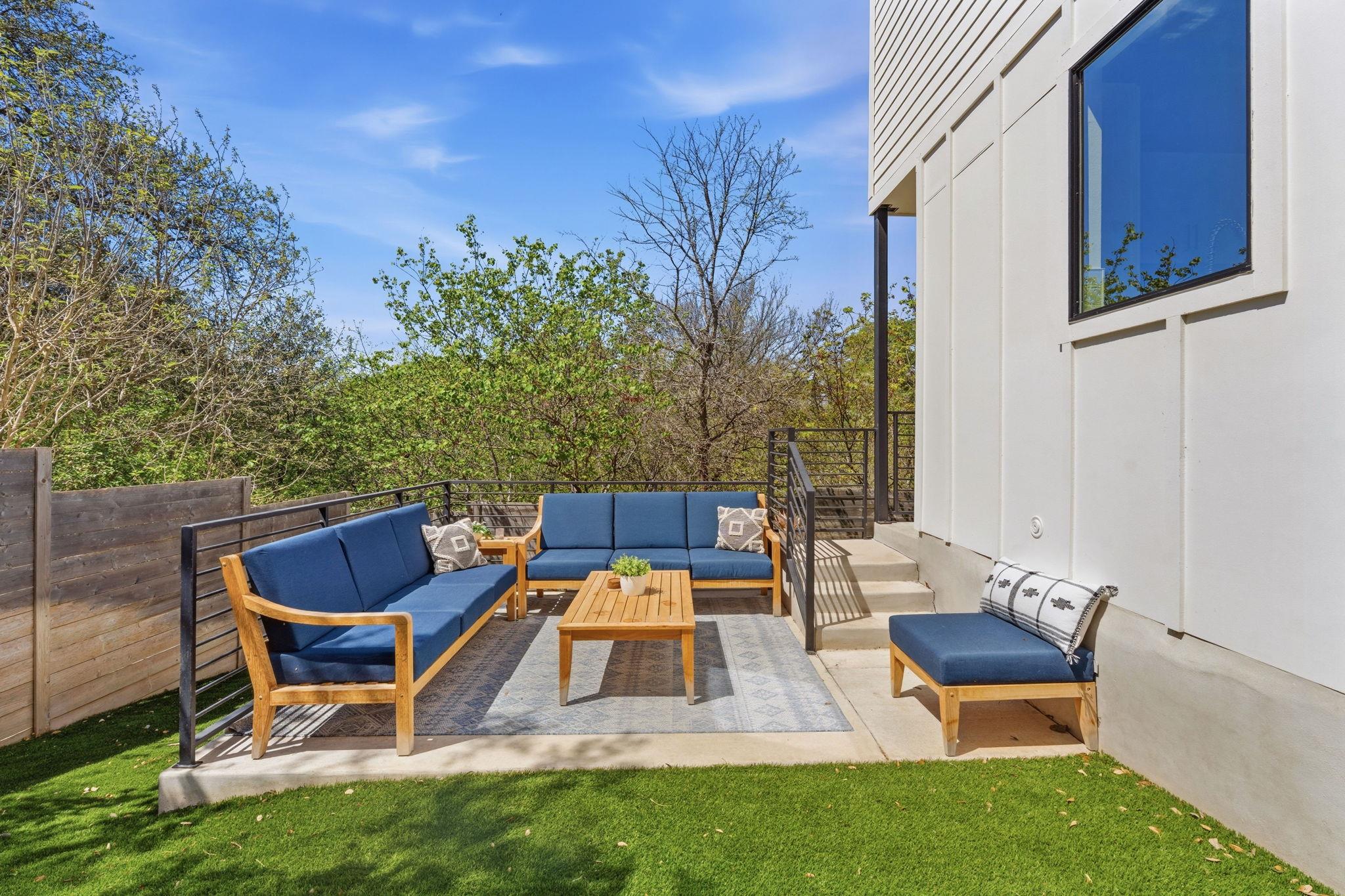 1168 Ridgeway Dr # 2, Austin, TX 78702
