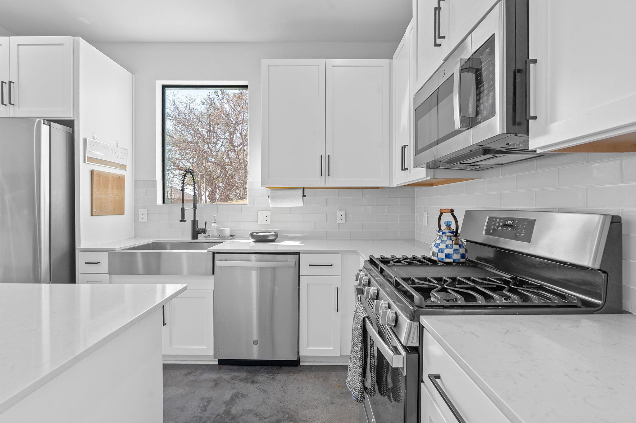 1168 Ridgeway Dr # 2, Austin, TX 78702