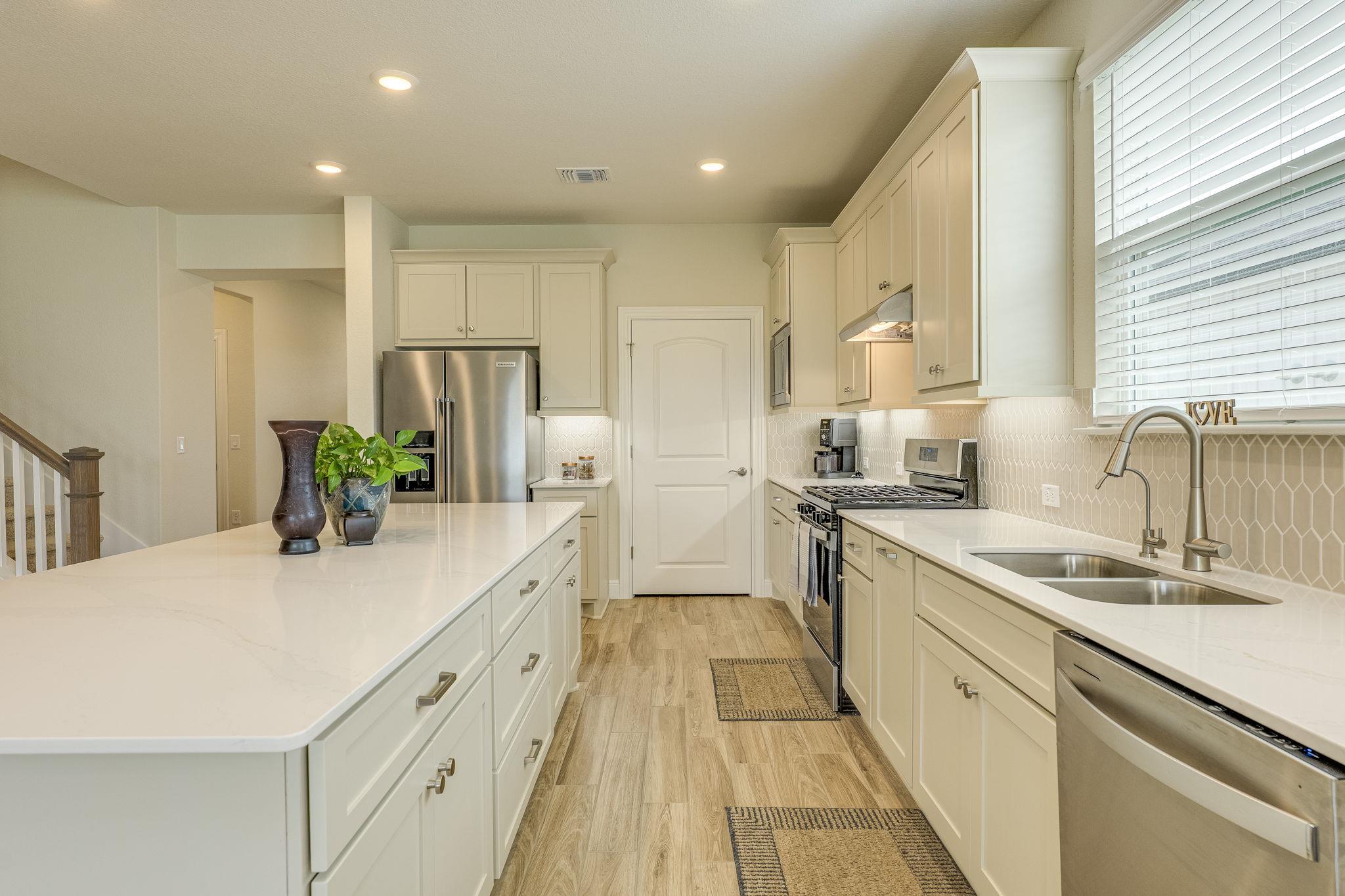 813 Peaceful Psalms Pl, Georgetown, TX 78633