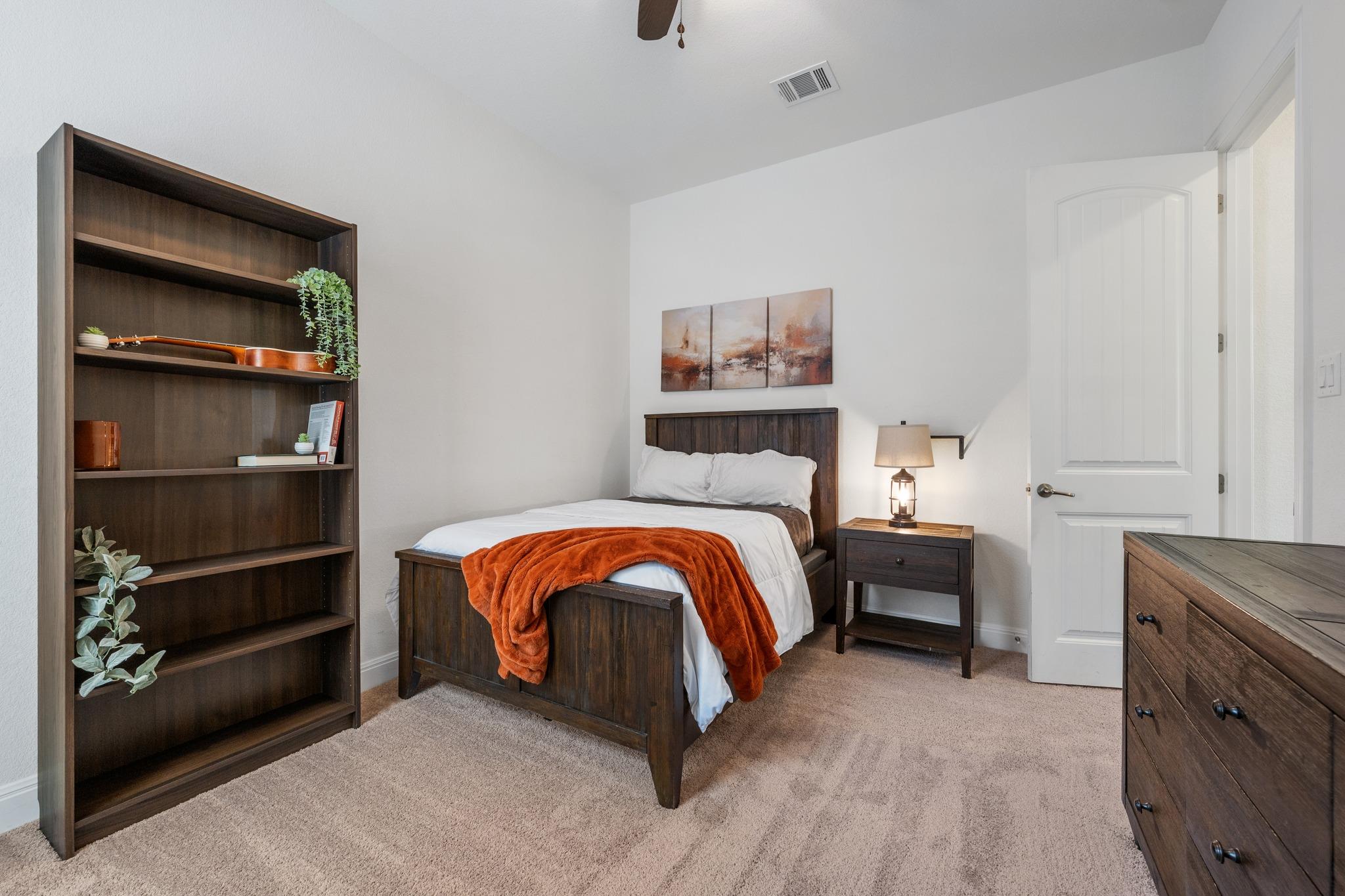 2009 Southcreek Dr, Leander, TX 78641