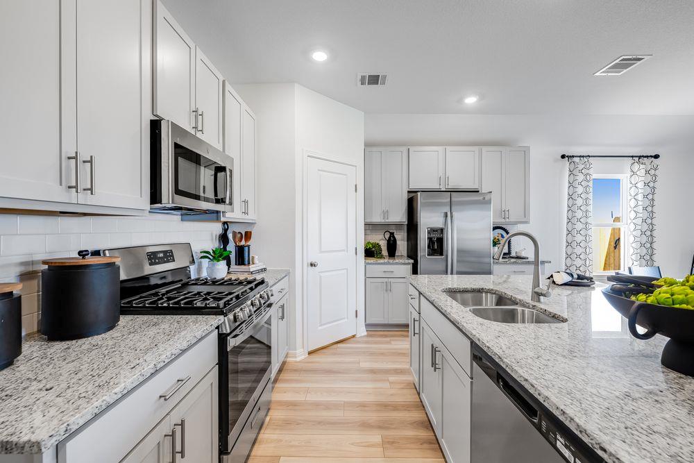 1204 Crumpton Dr, Pflugerville, TX 78660