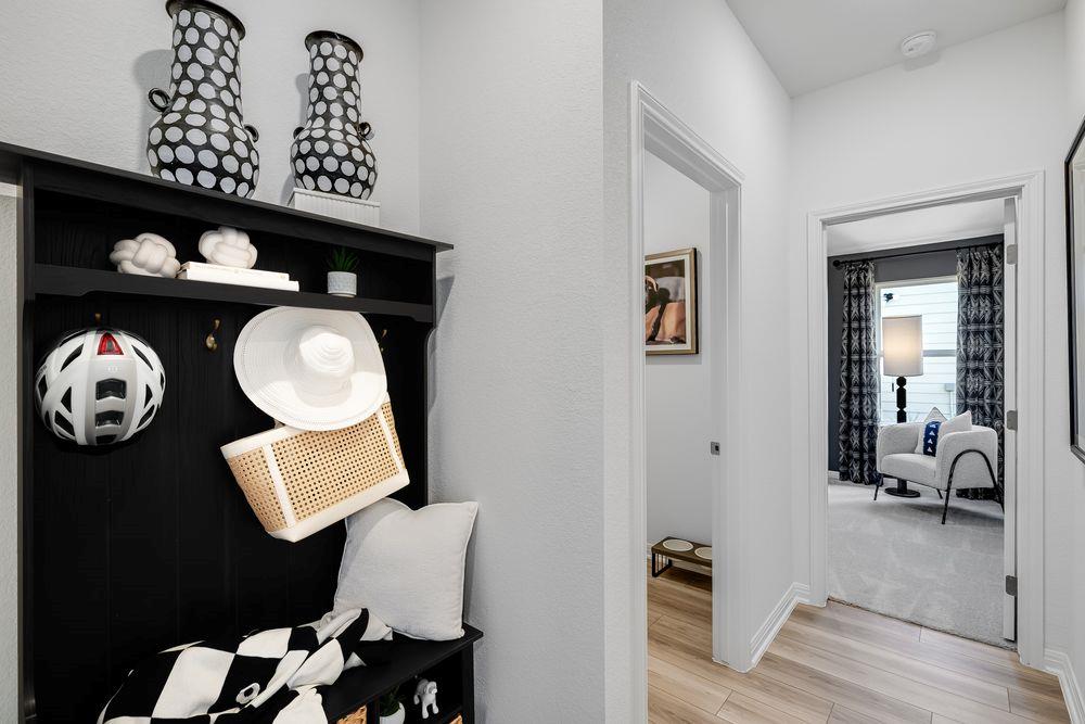 1204 Crumpton Dr, Pflugerville, TX 78660