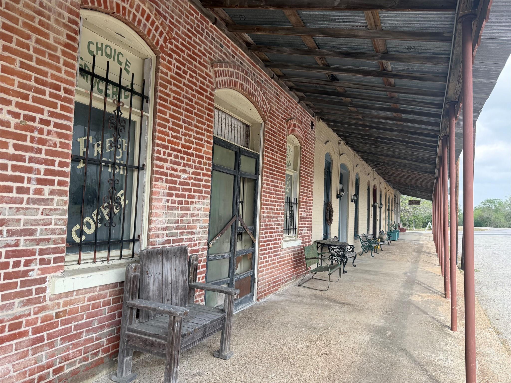 118 Edmonson Ranch Rd, McDade, TX 78650