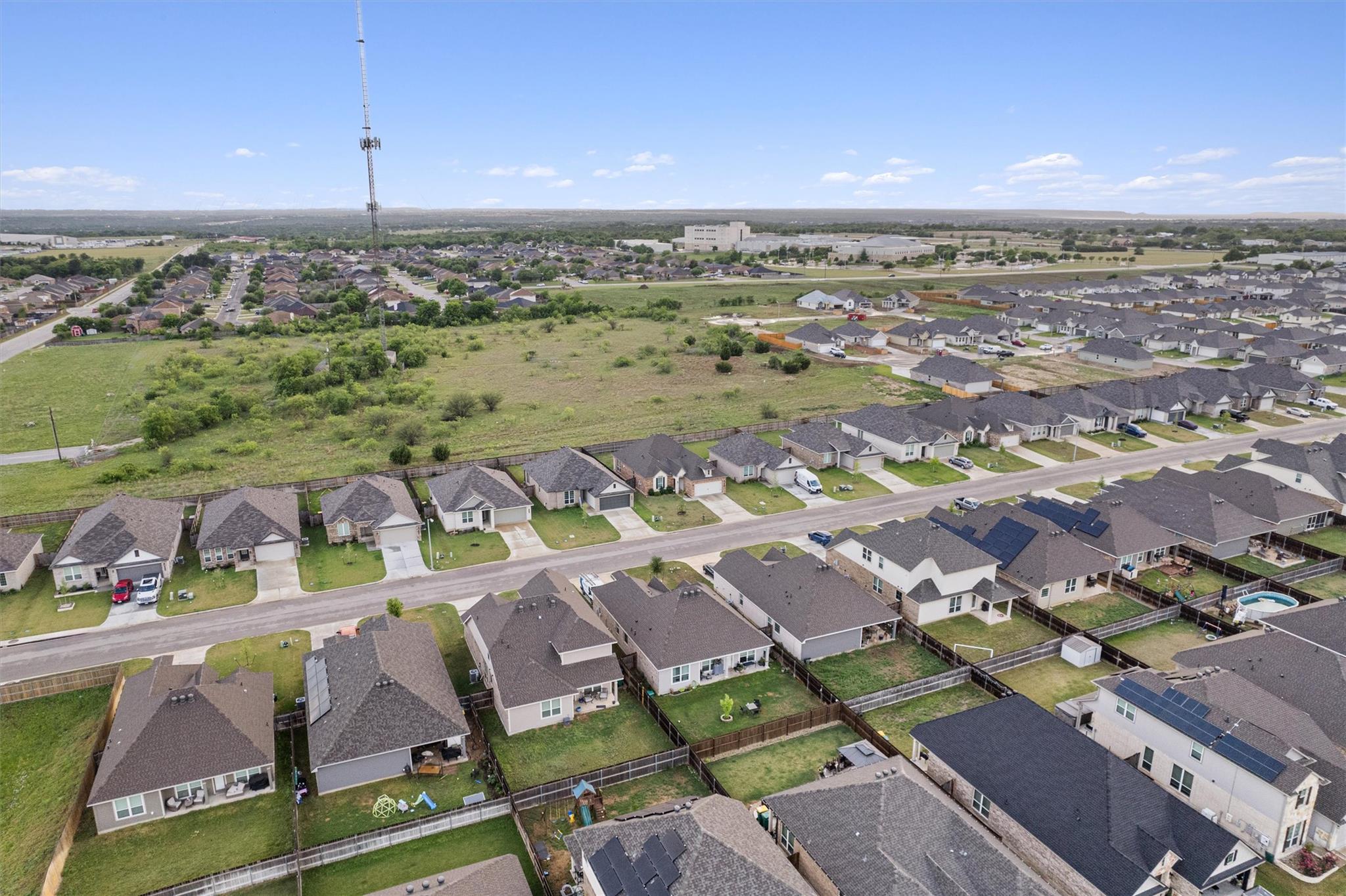 1037 Shelby Dr, Belton, TX 76513