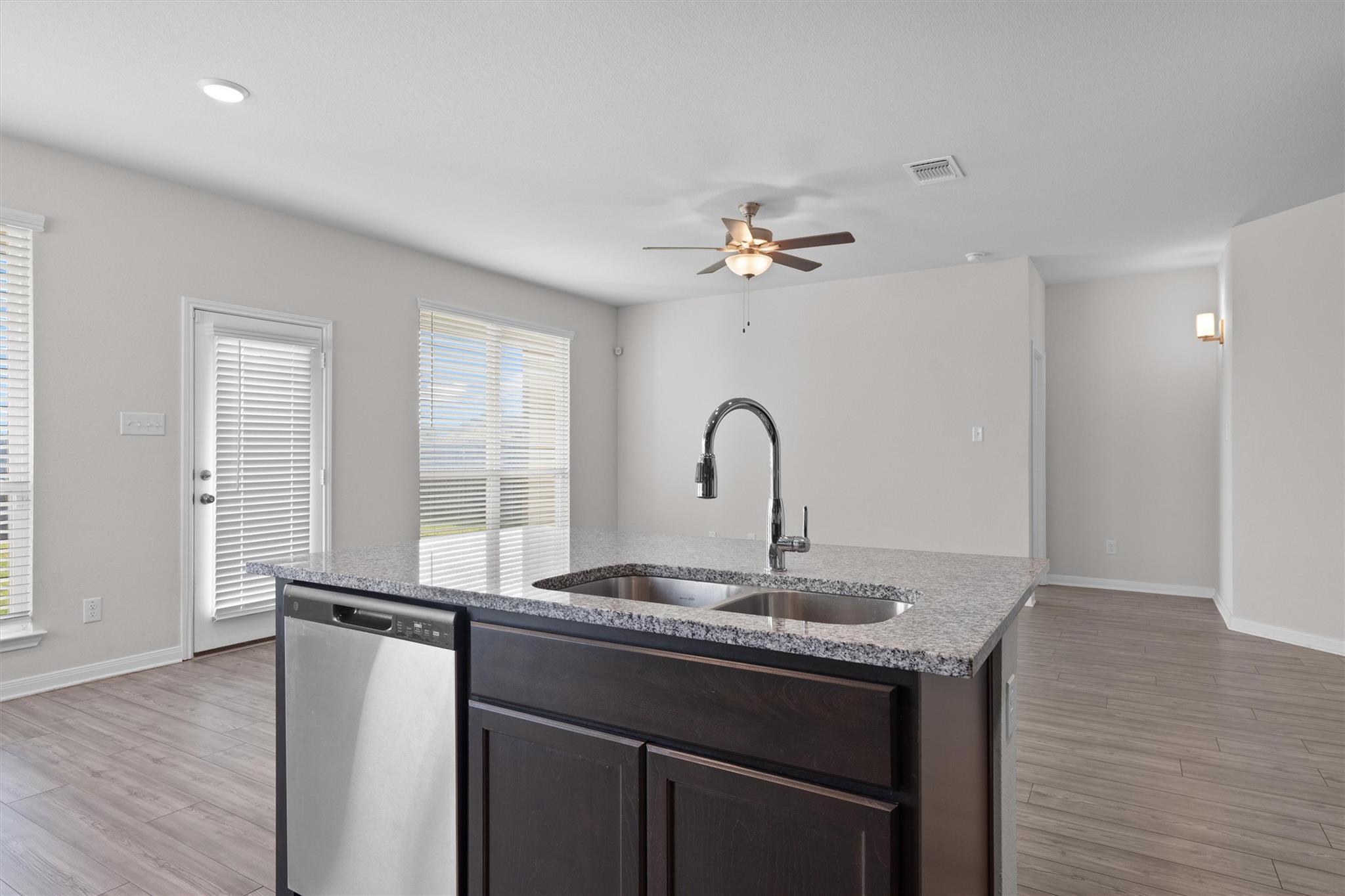 1037 Shelby Dr, Belton, TX 76513