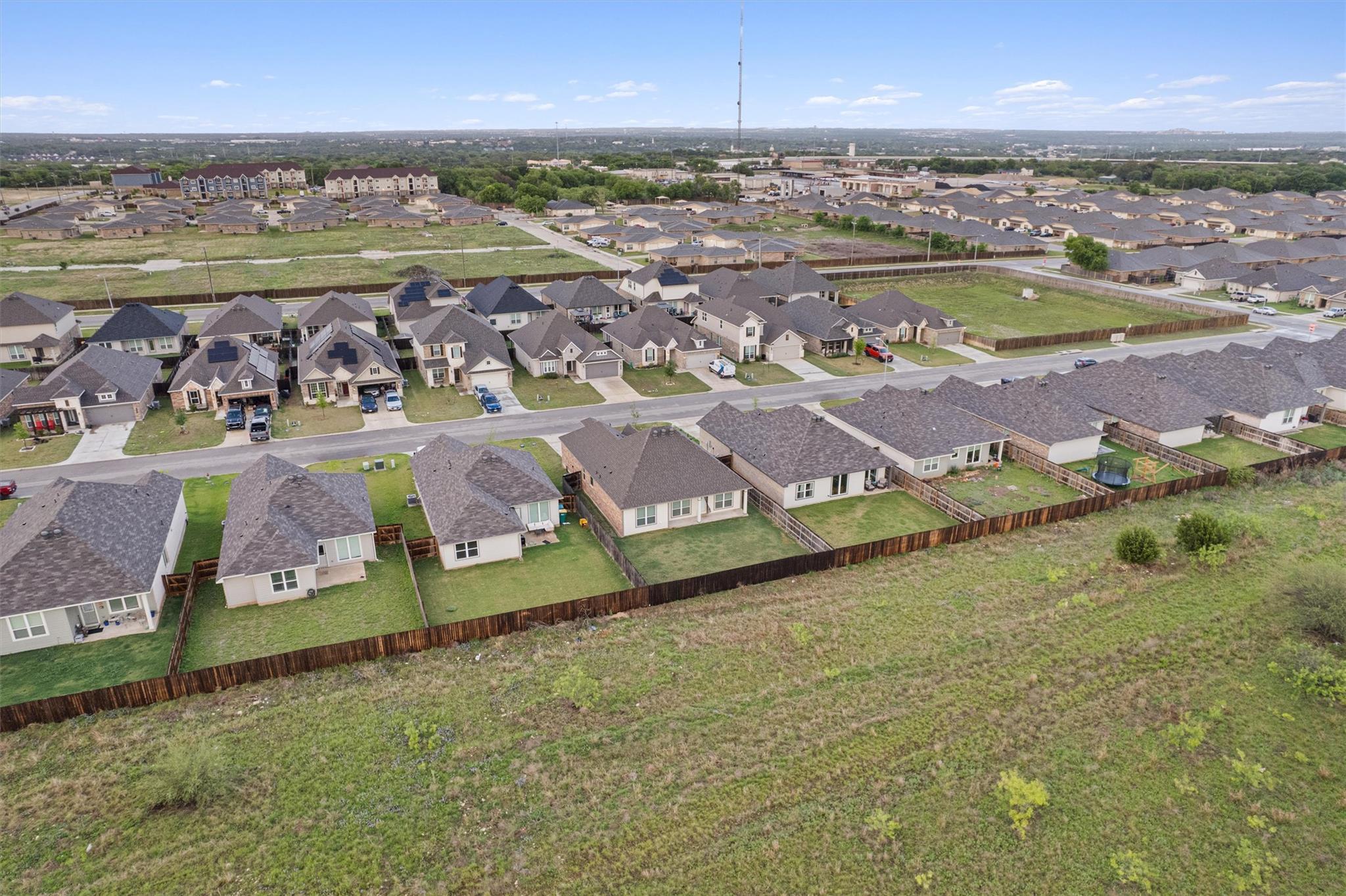 1037 Shelby Dr, Belton, TX 76513