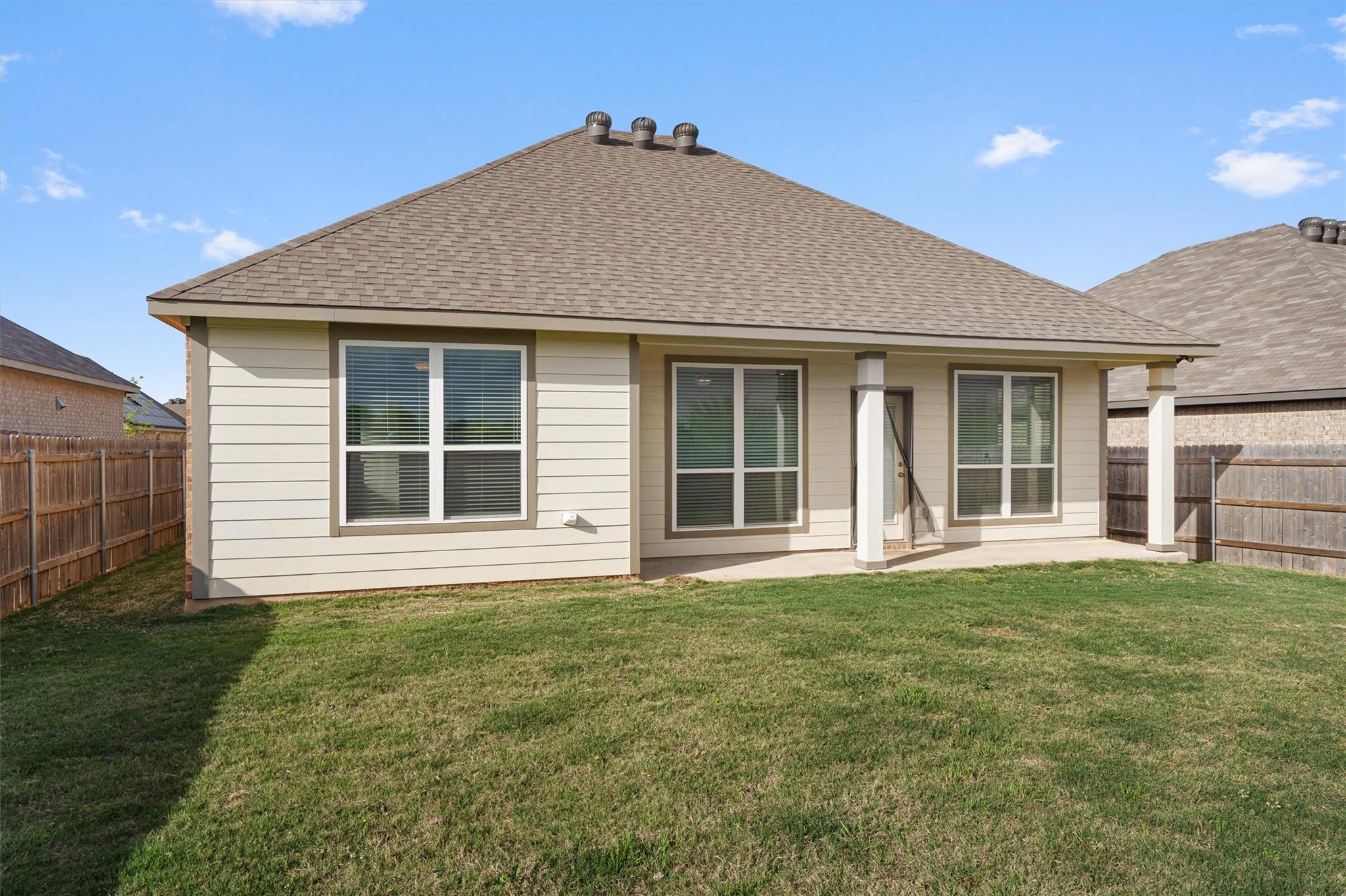 1037 Shelby Dr, Belton, TX 76513