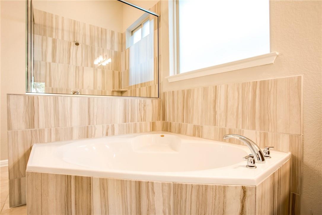 813 Clearwell St, Cedar Park, TX 78613