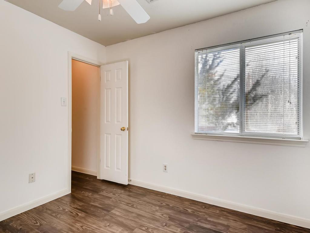 200 Buttercup St, Kyle, TX 78640