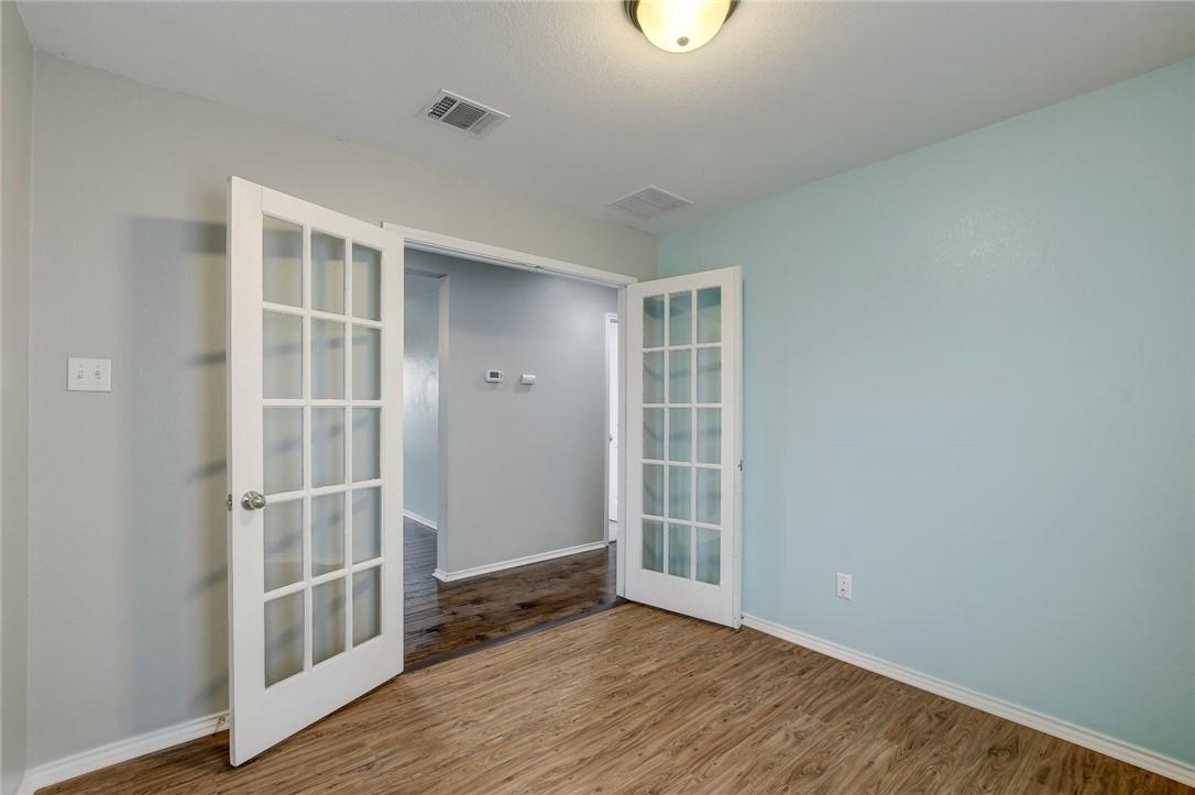 261 New Bridge Dr, Kyle, TX 78640