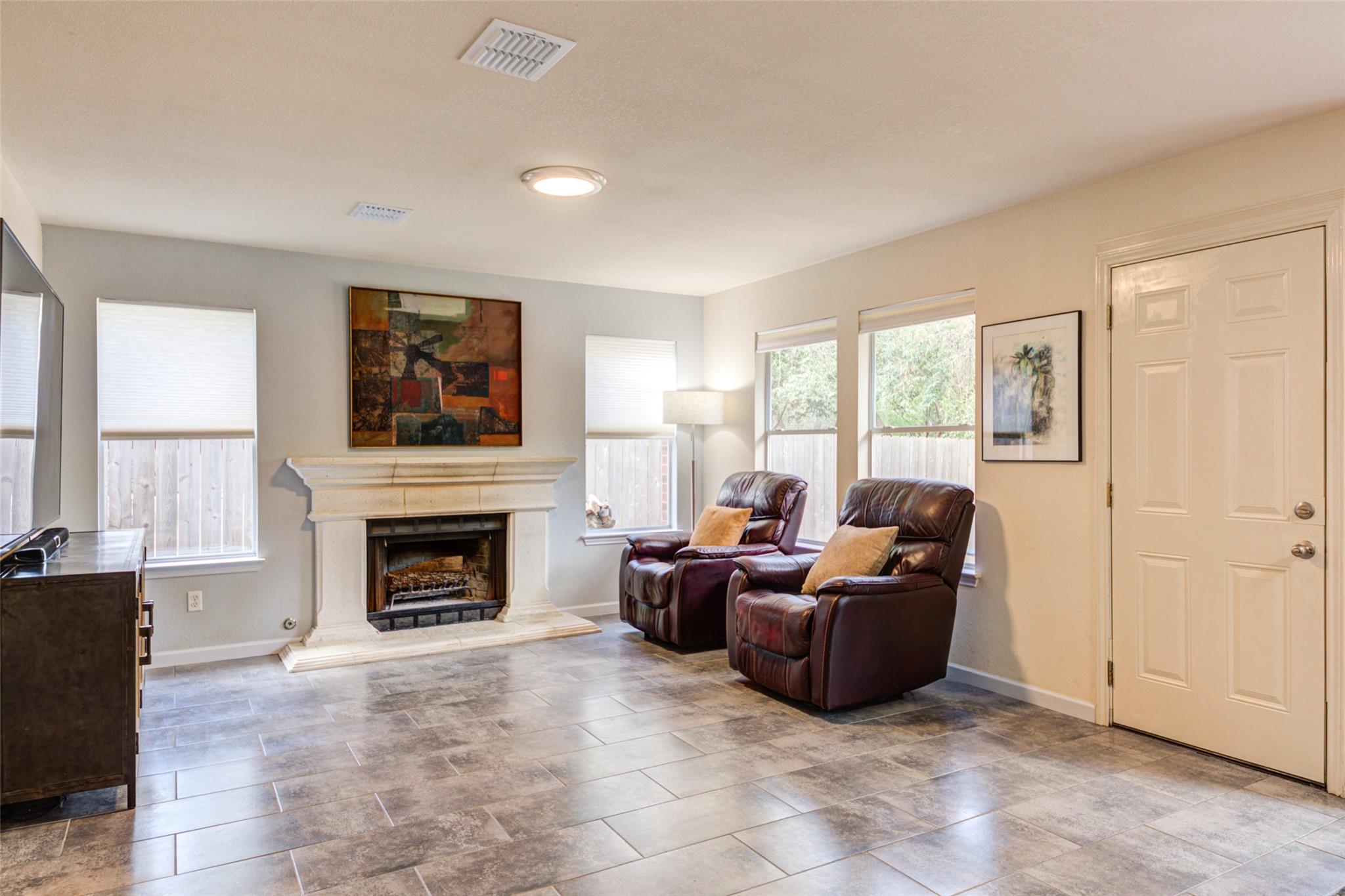 8904 W Hove Loop, Austin, TX 78749