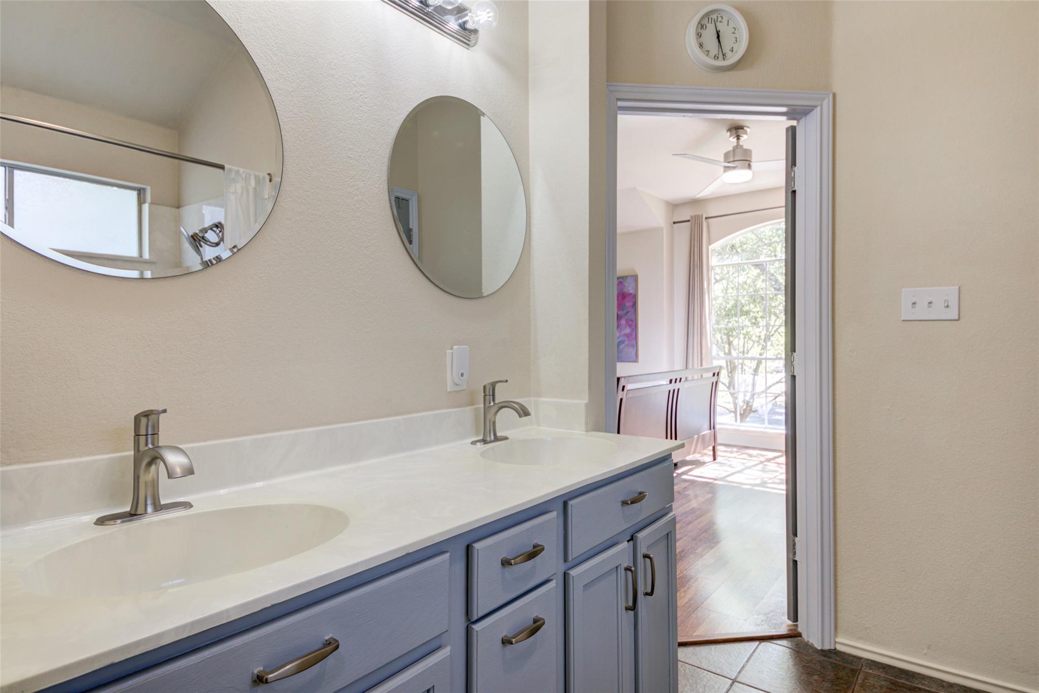 8904 W Hove Loop, Austin, TX 78749