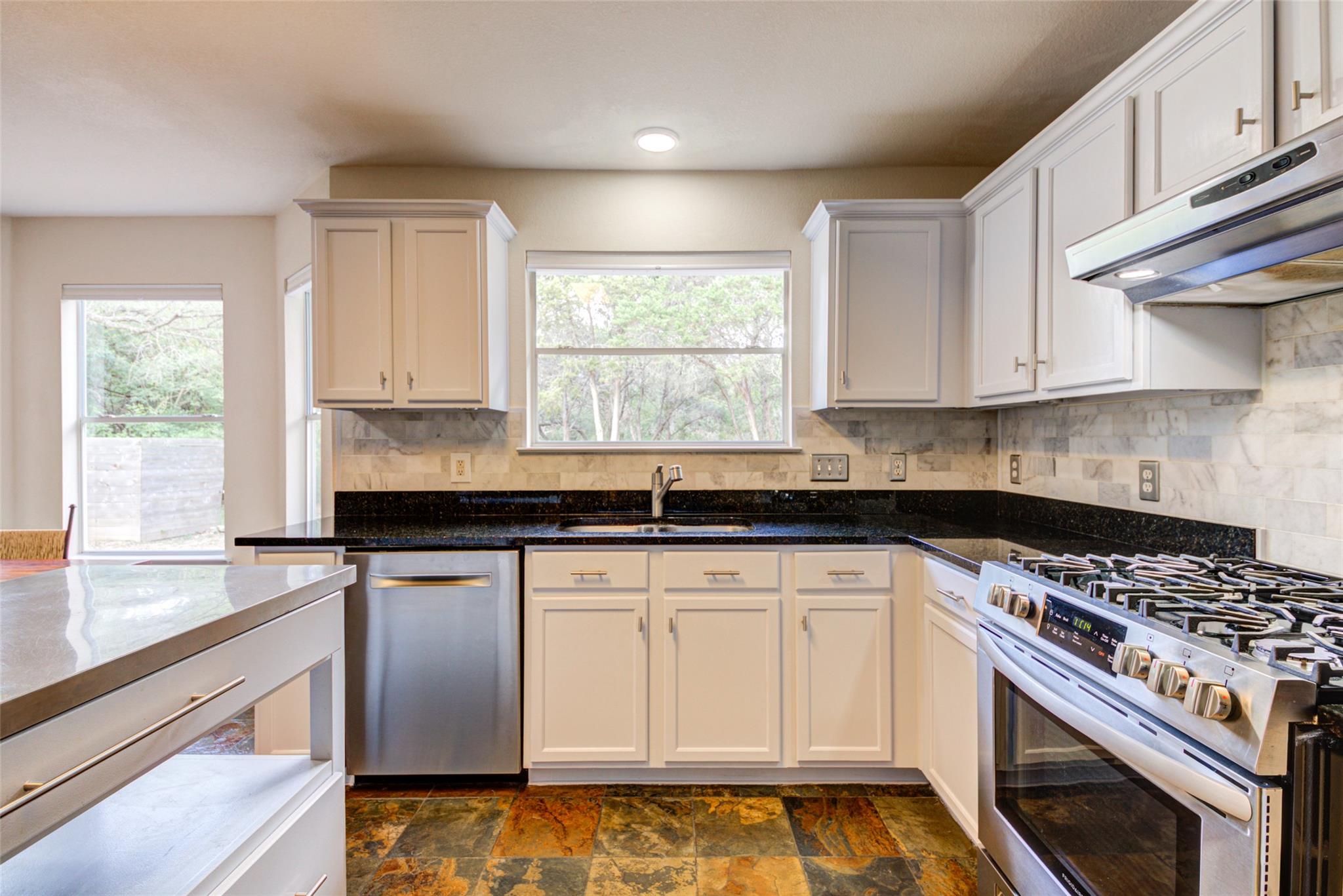 8904 W Hove Loop, Austin, TX 78749