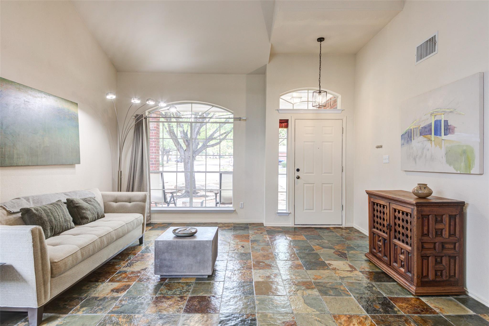 8904 W Hove Loop, Austin, TX 78749