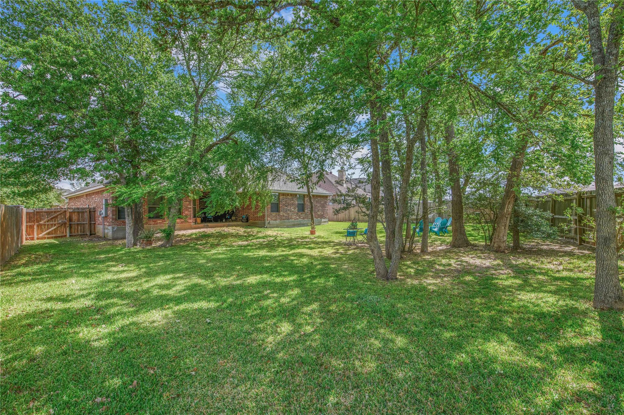 2477 Newark Cir, College Station, TX 77845