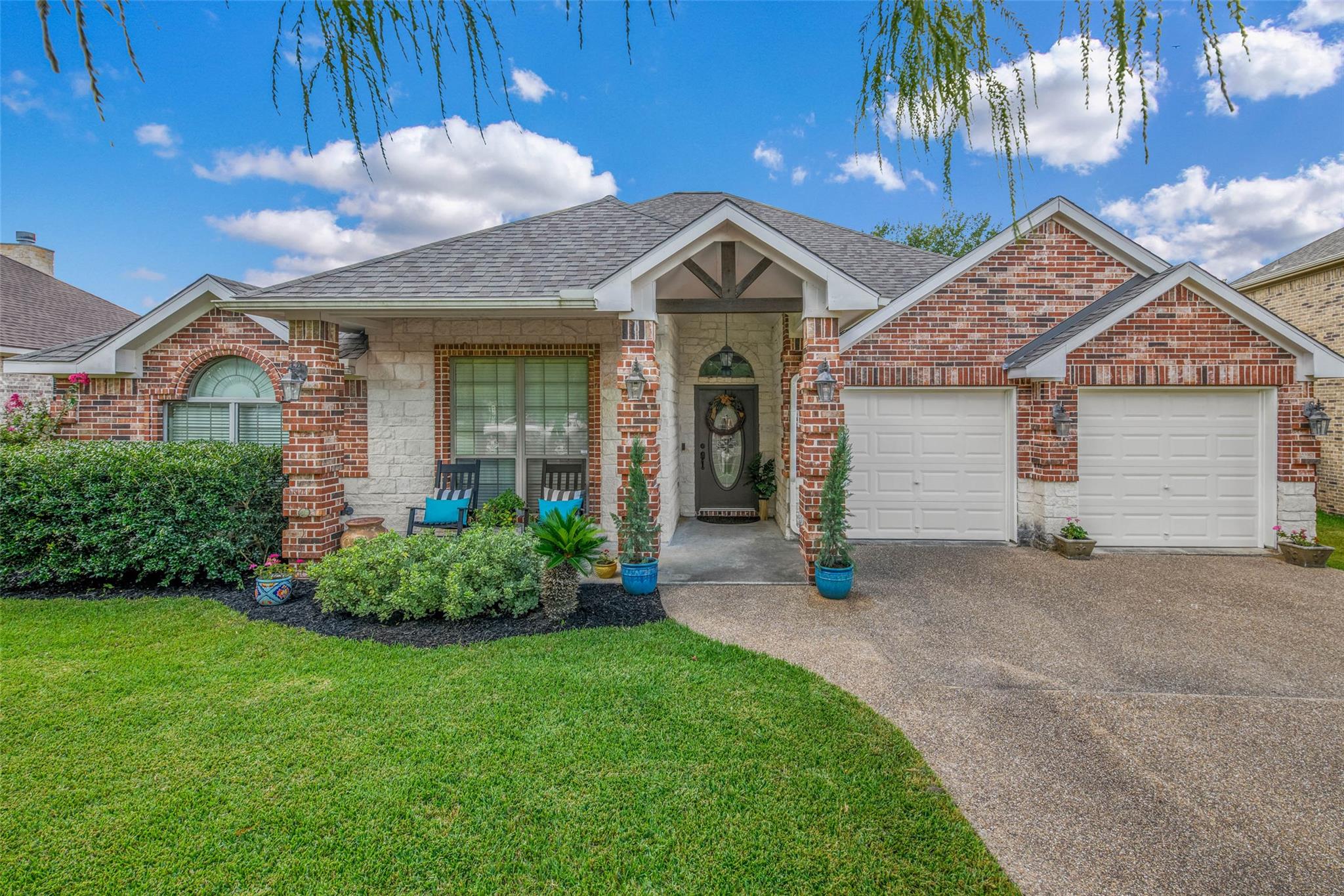 2477 Newark Cir, College Station, TX 77845