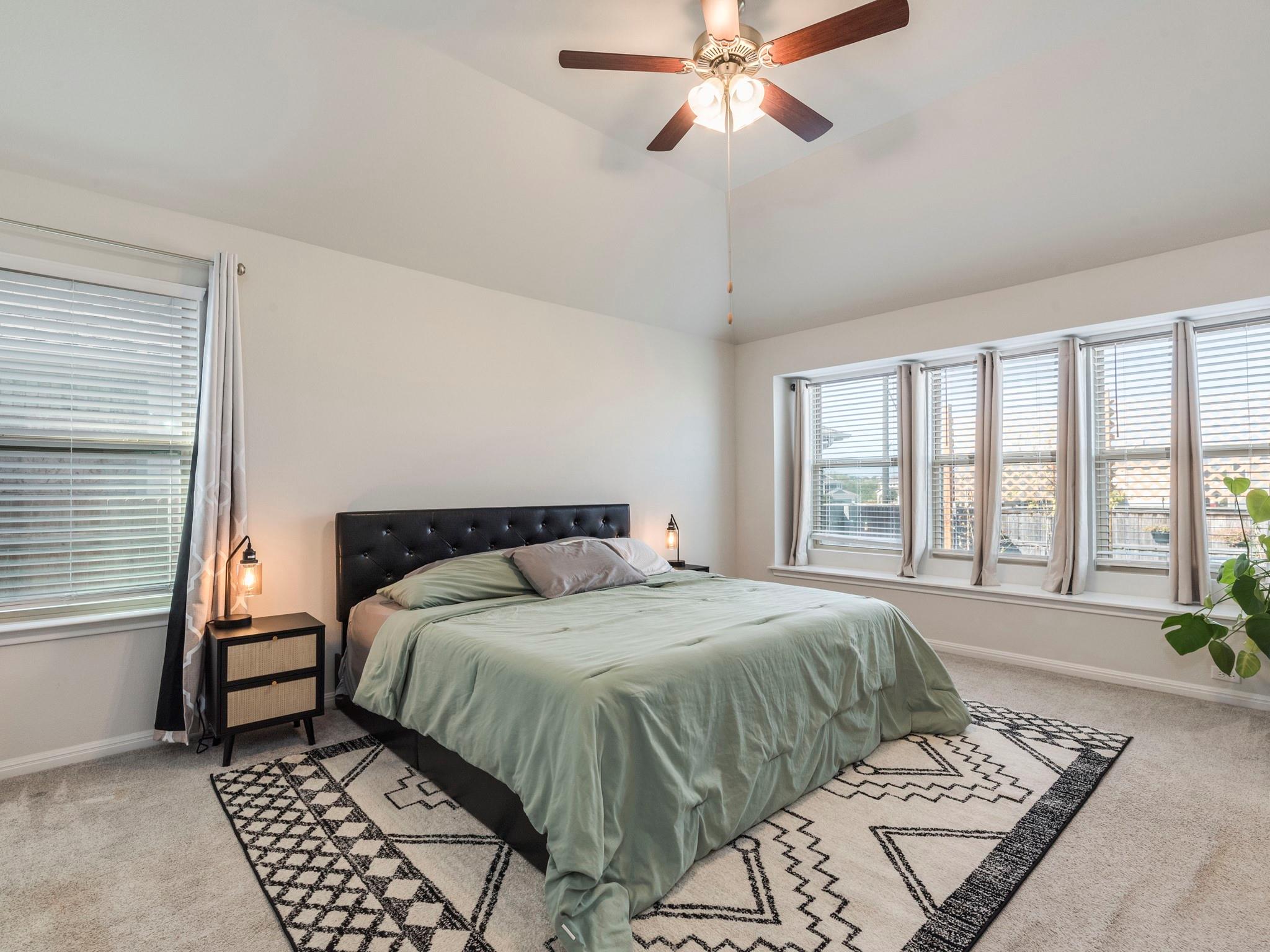 372 Spinnaker Loop, Kyle, TX 78640