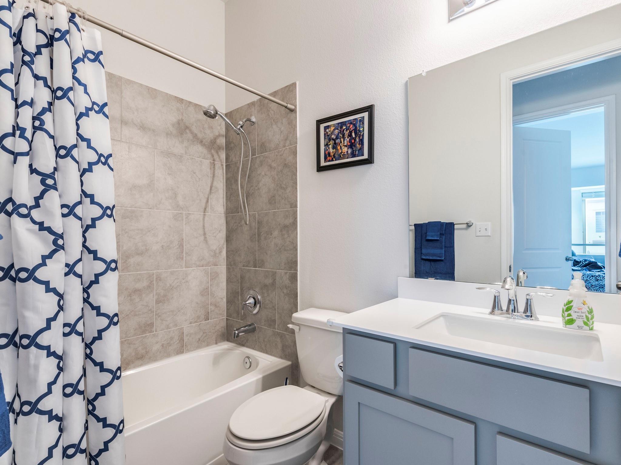 372 Spinnaker Loop, Kyle, TX 78640