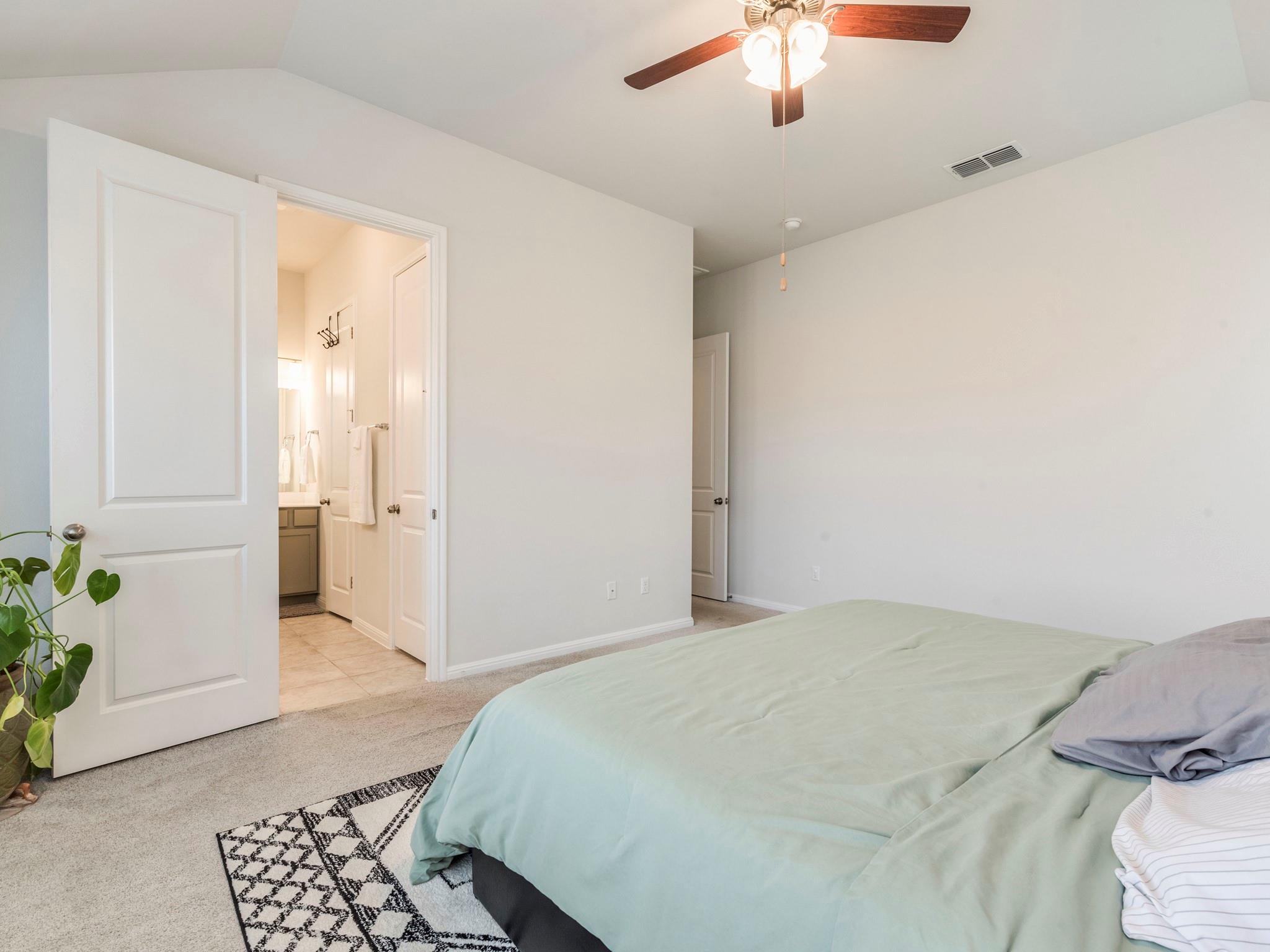 372 Spinnaker Loop, Kyle, TX 78640