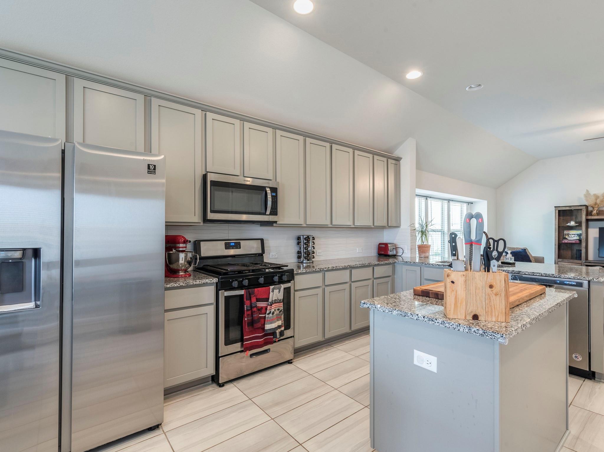 372 Spinnaker Loop, Kyle, TX 78640