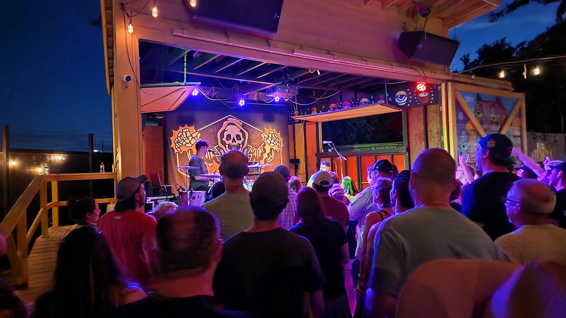 10004 Crater Lake Pass, Austin, TX 78747