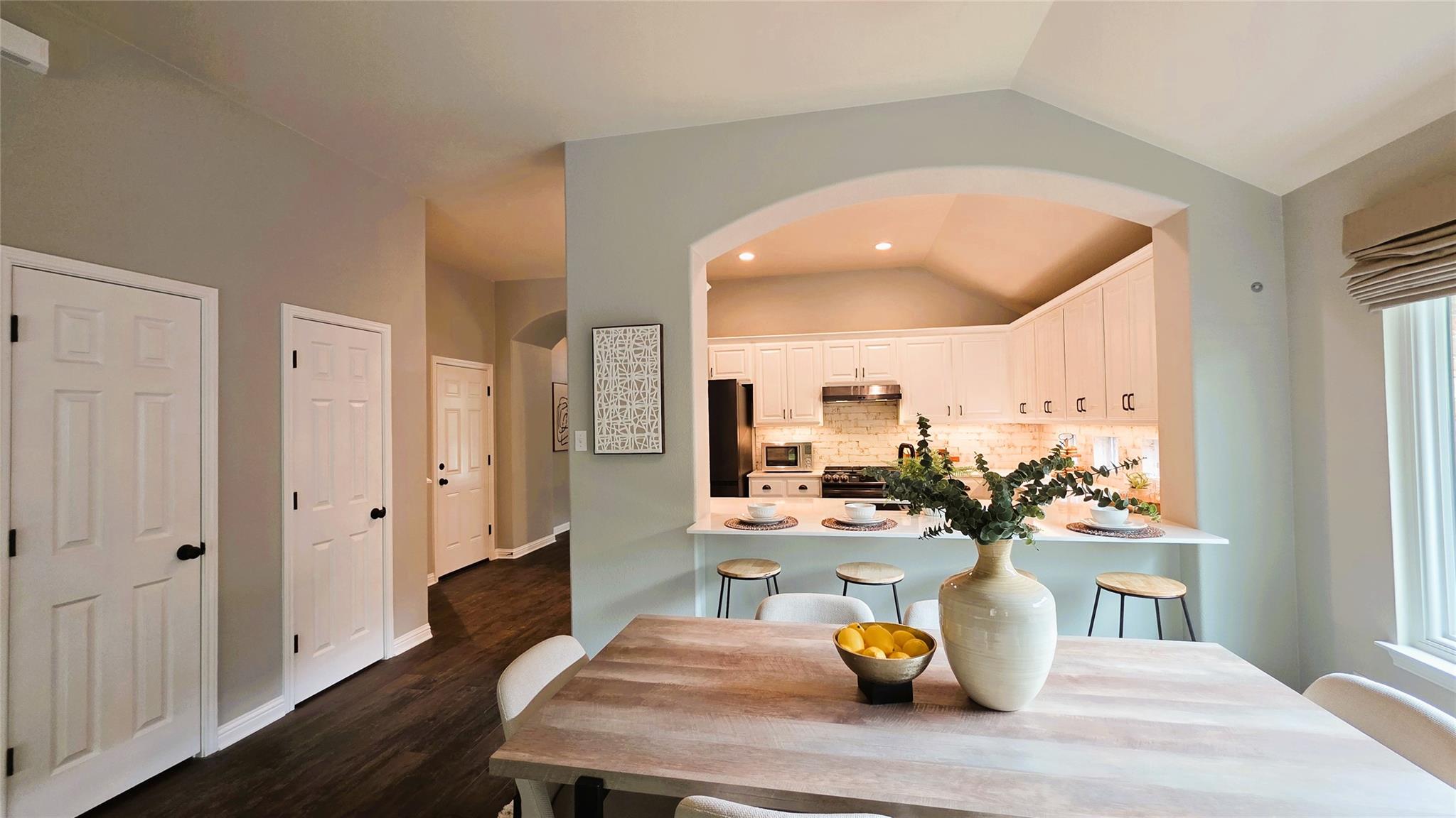 10004 Crater Lake Pass, Austin, TX 78747