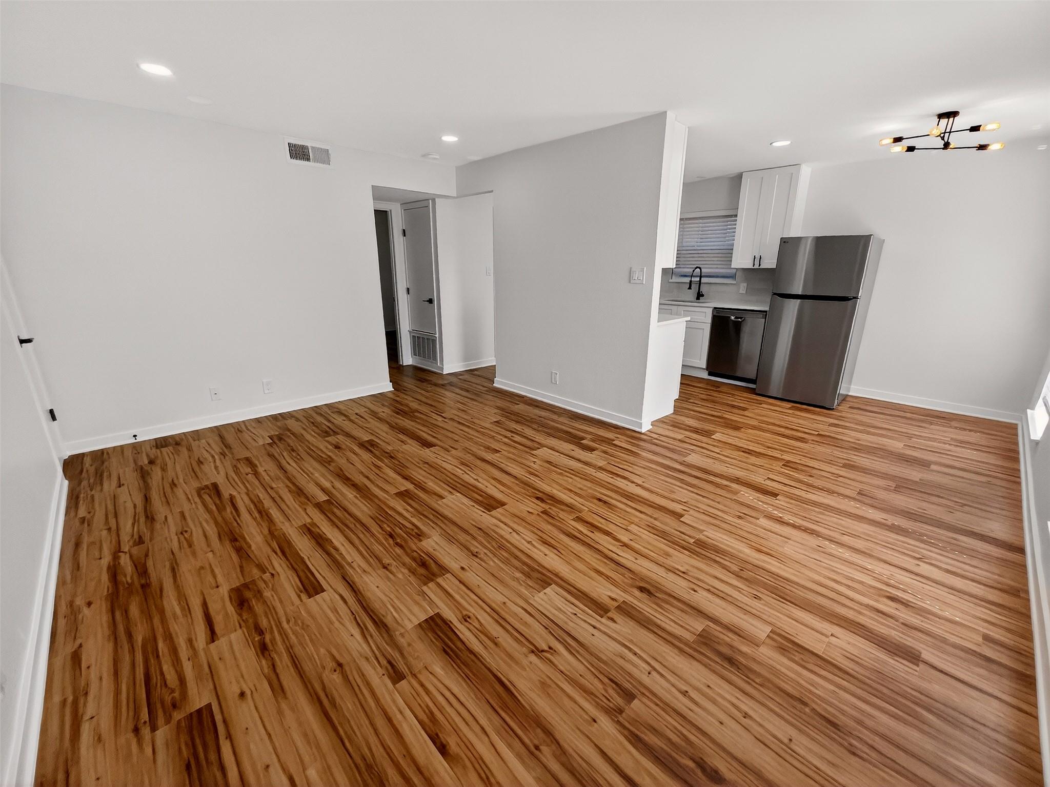 3432 Willowrun Dr # B, Austin, TX 78704