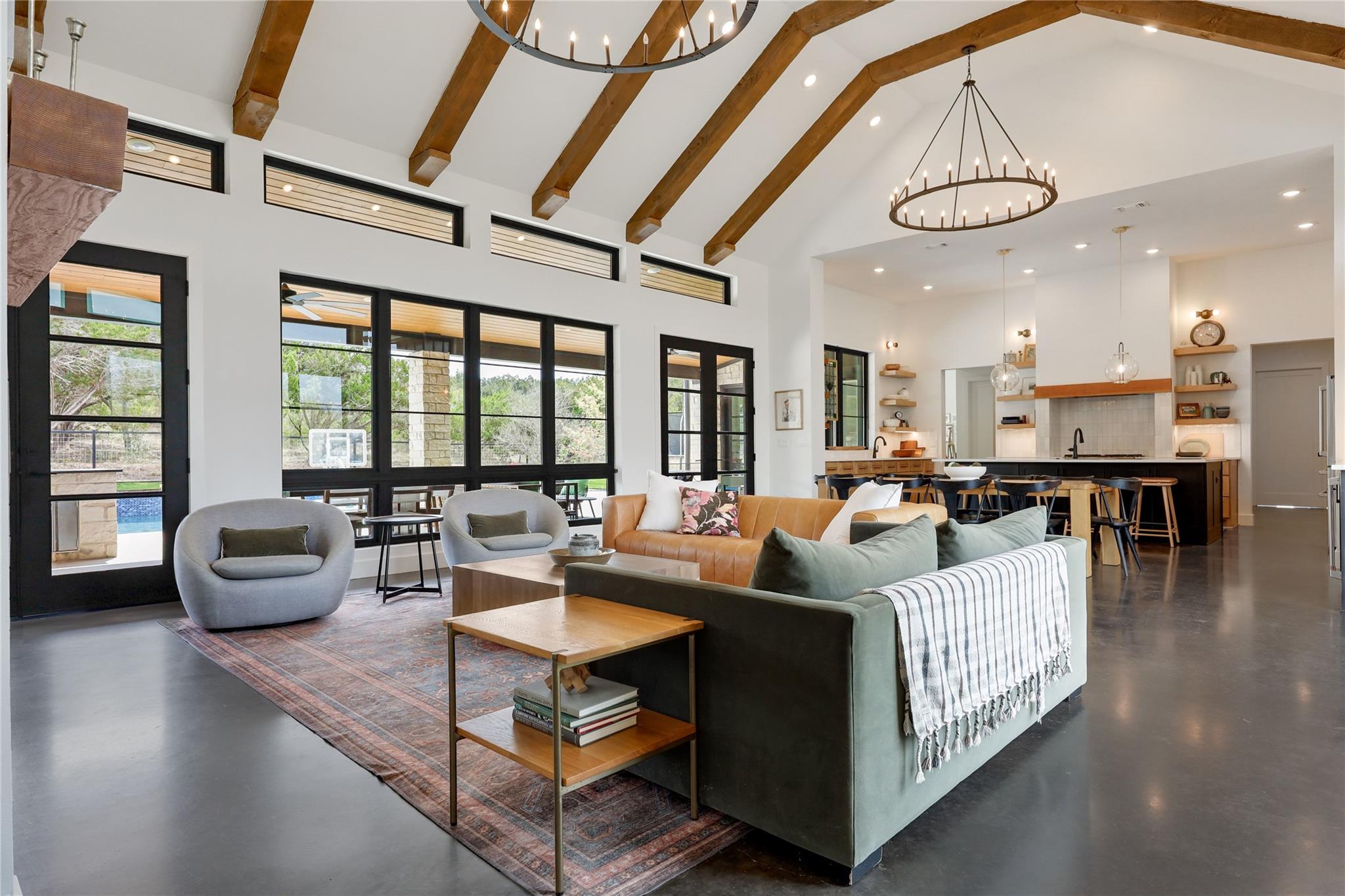 329 Calvary Cv, Dripping Springs, TX 78620