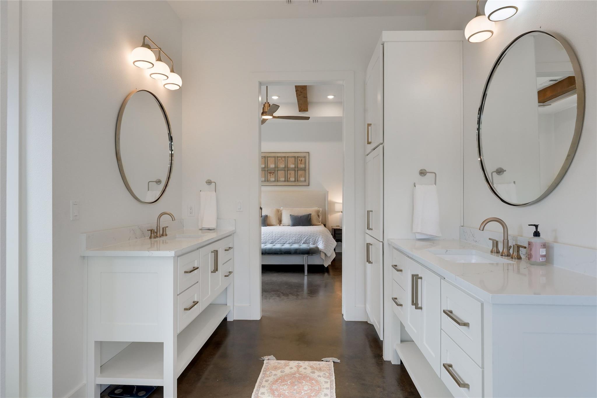 329 Calvary Cv, Dripping Springs, TX 78620