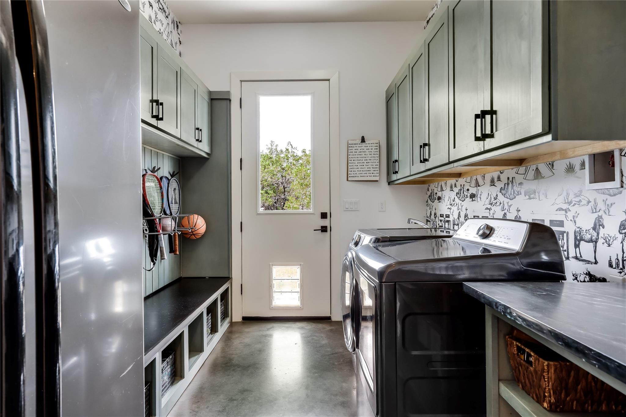 329 Calvary Cv, Dripping Springs, TX 78620