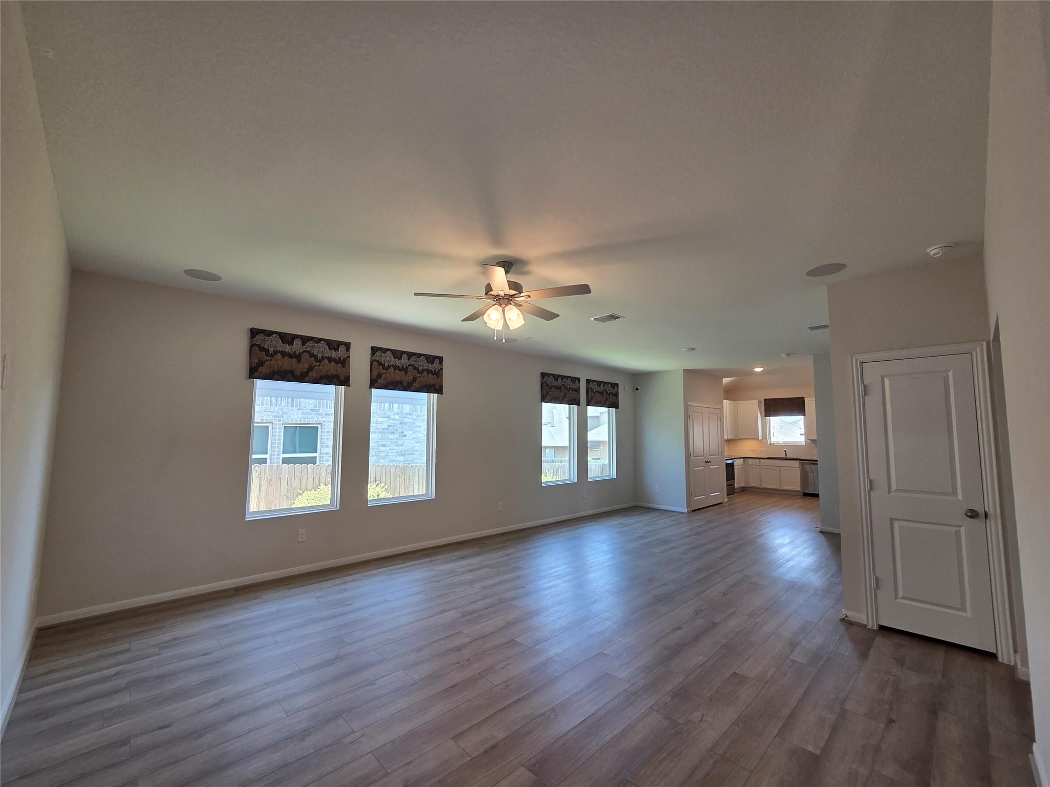 8902 Grand Western, Converse, TX 78109