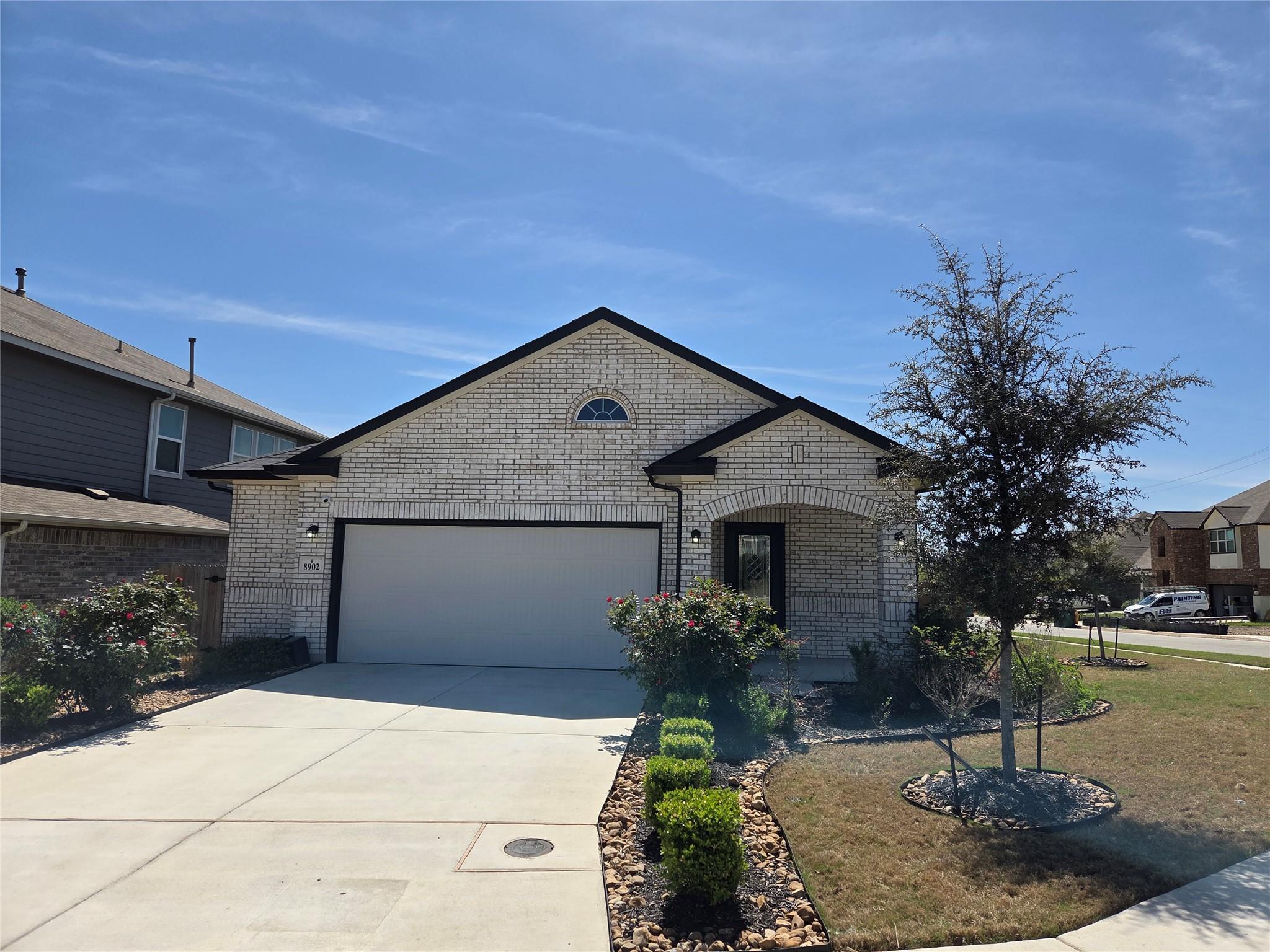 8902 Grand Western, Converse, TX 78109