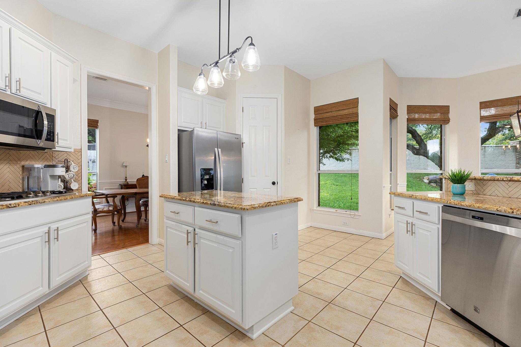 1914 Mulligan Dr, Round Rock, TX 78664