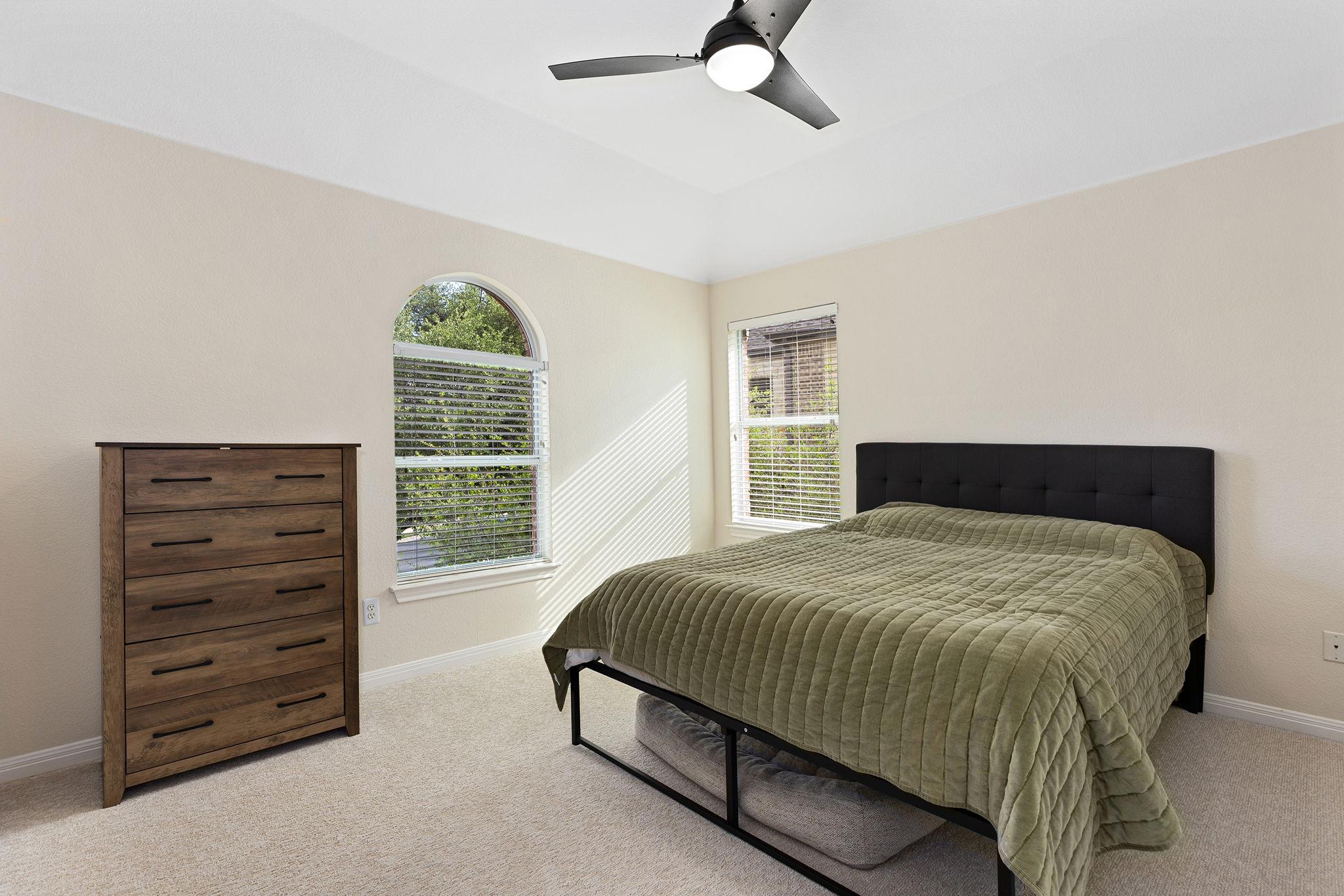 1914 Mulligan Dr, Round Rock, TX 78664