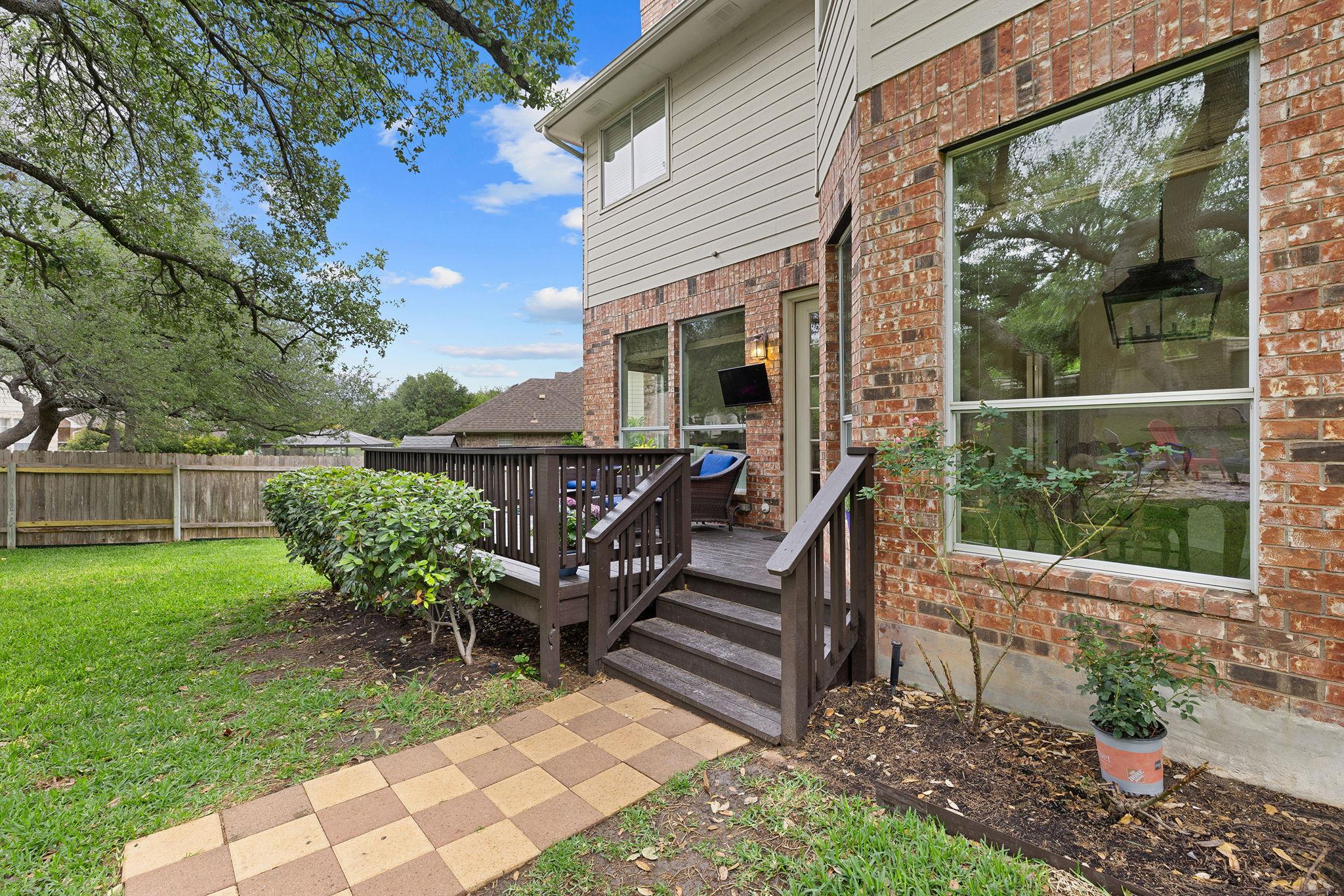 1914 Mulligan Dr, Round Rock, TX 78664