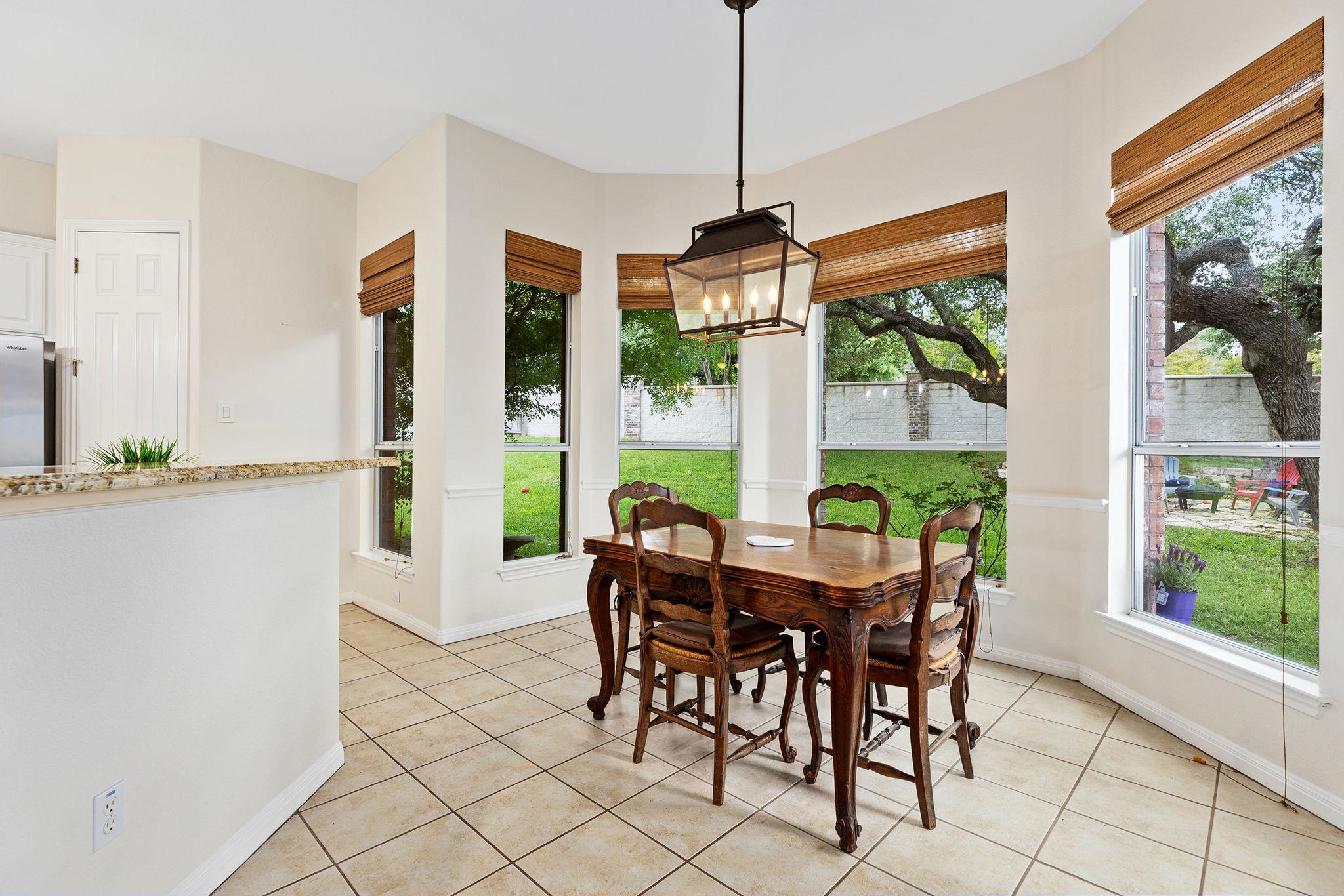 1914 Mulligan Dr, Round Rock, TX 78664