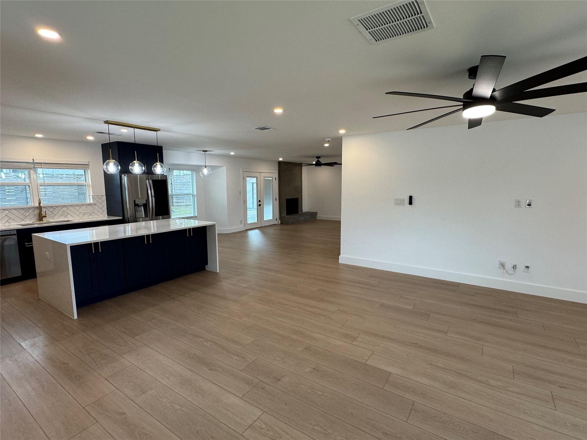 5805 N Hampton Dr, Austin, TX 78723